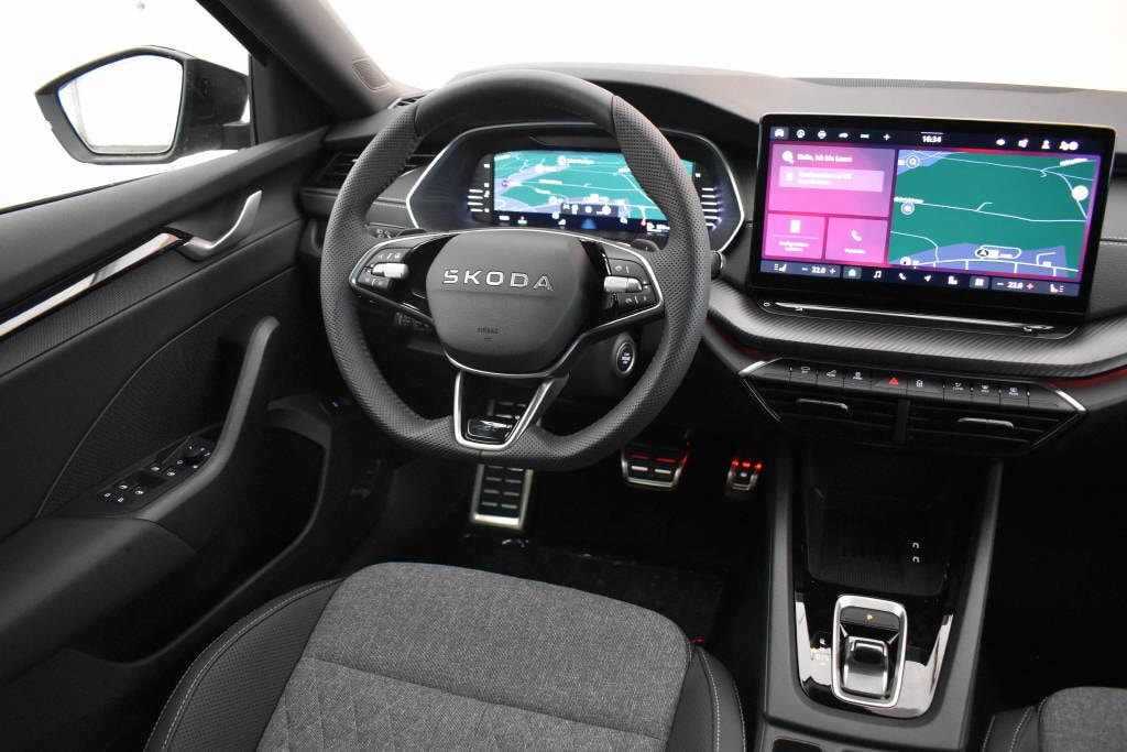 SKODA Octavia Combi 2.0 TSI DSG Sport Line 4x4-image-4