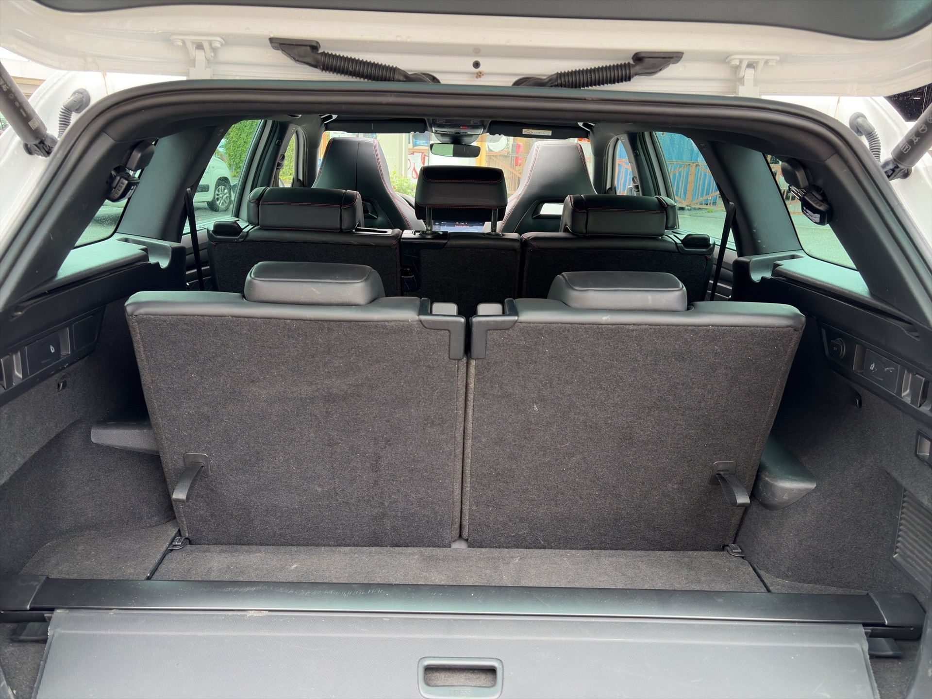 SKODA Kodiaq 2.0 TSI 4x4 RS-image-15