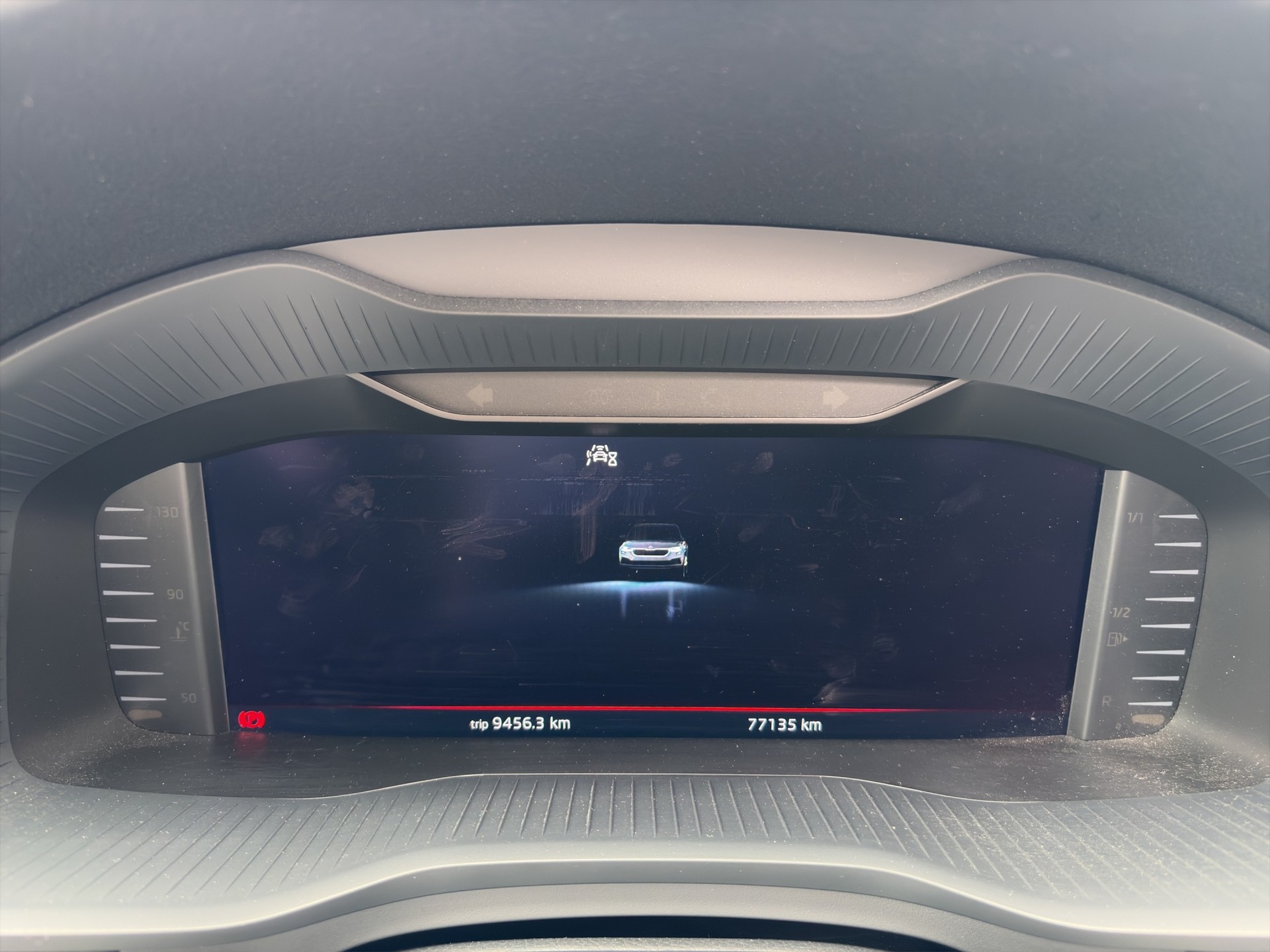 SKODA Kodiaq 2.0 TSI 4x4 RS-image-24