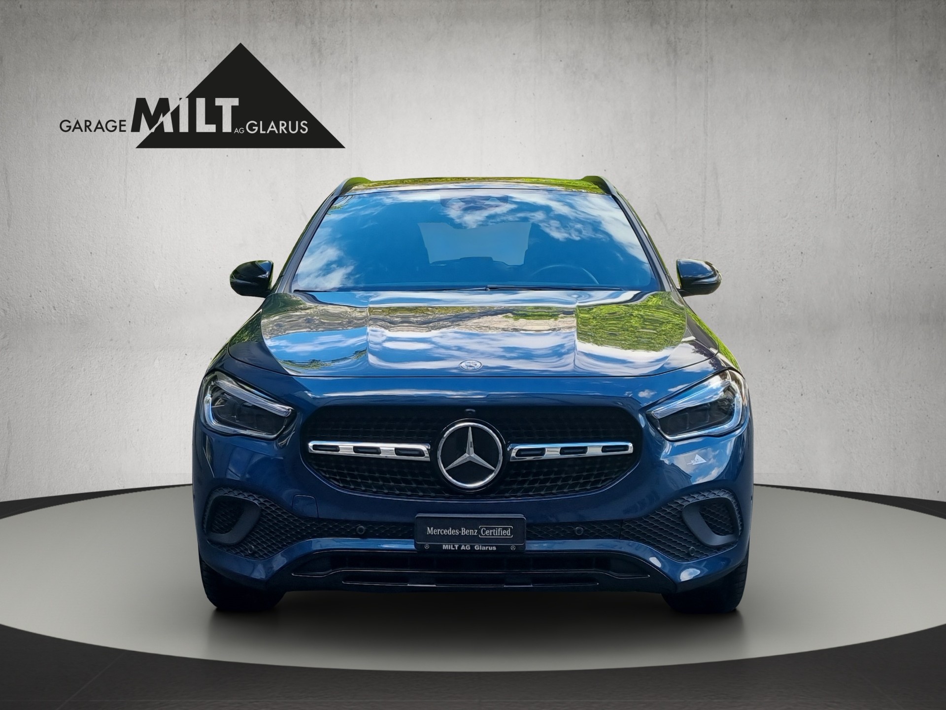 MERCEDES-BENZ GLA 200 Progressive-showroom-element-2