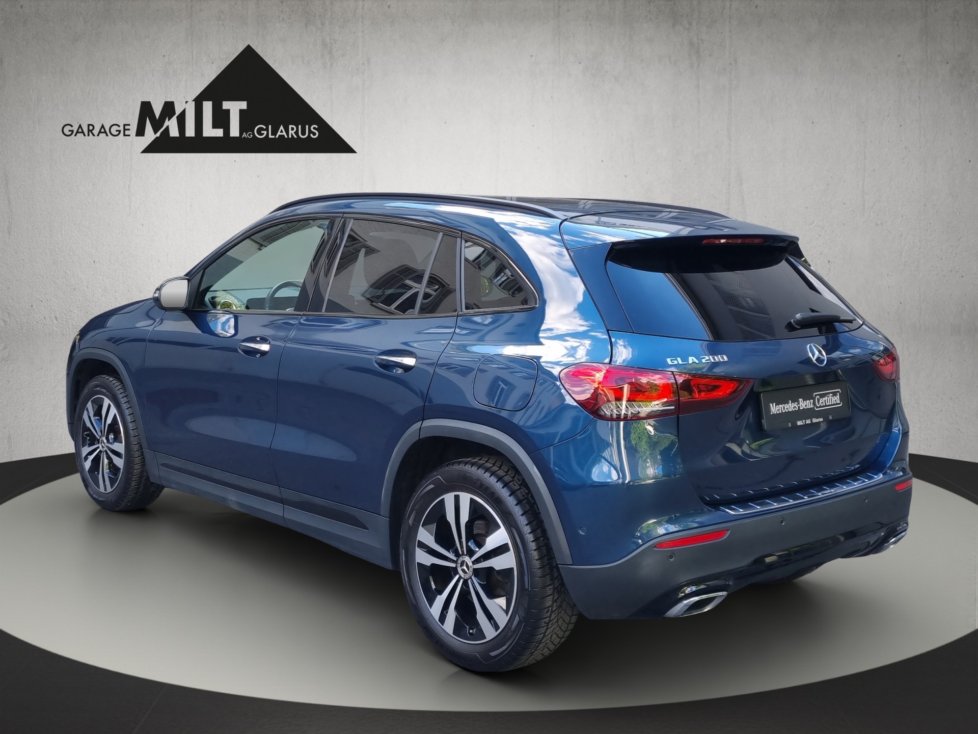 MERCEDES-BENZ GLA 200 Progressive-image-5