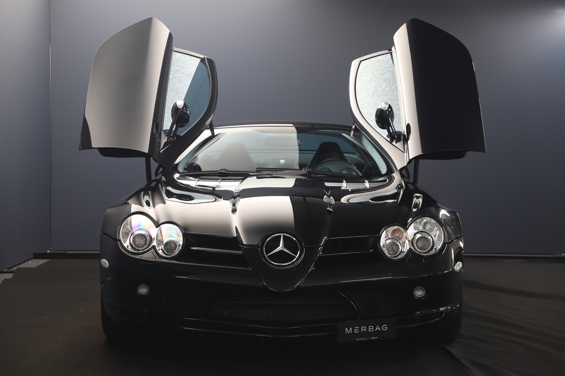 MERCEDES-BENZ SLR-image-2
