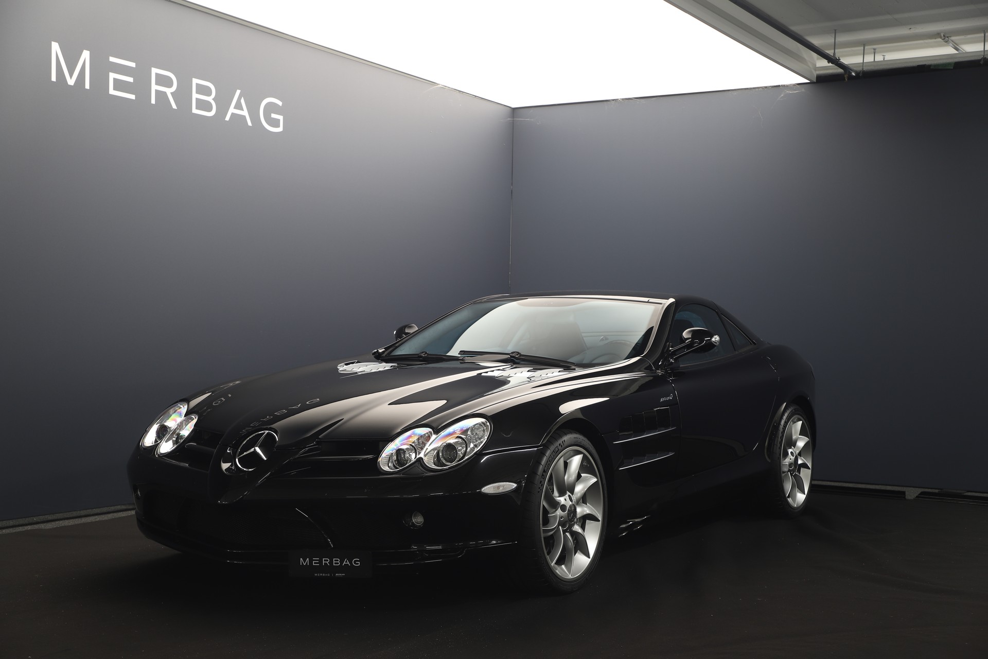 MERCEDES-BENZ SLR-image-1