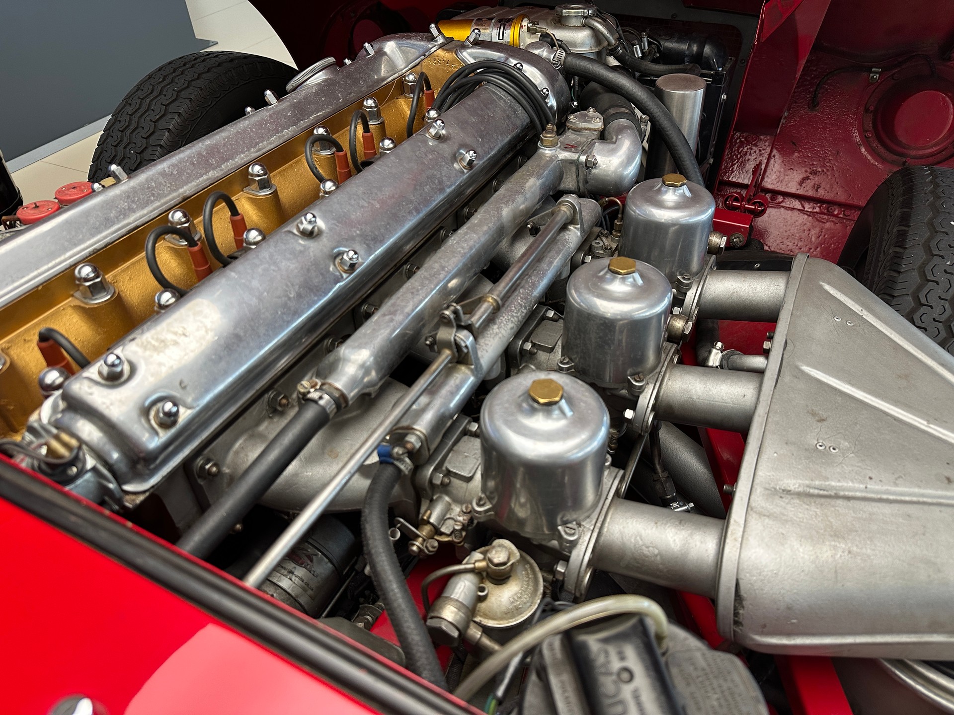 JAGUAR E-Type 3.8 serie 1-image-12
