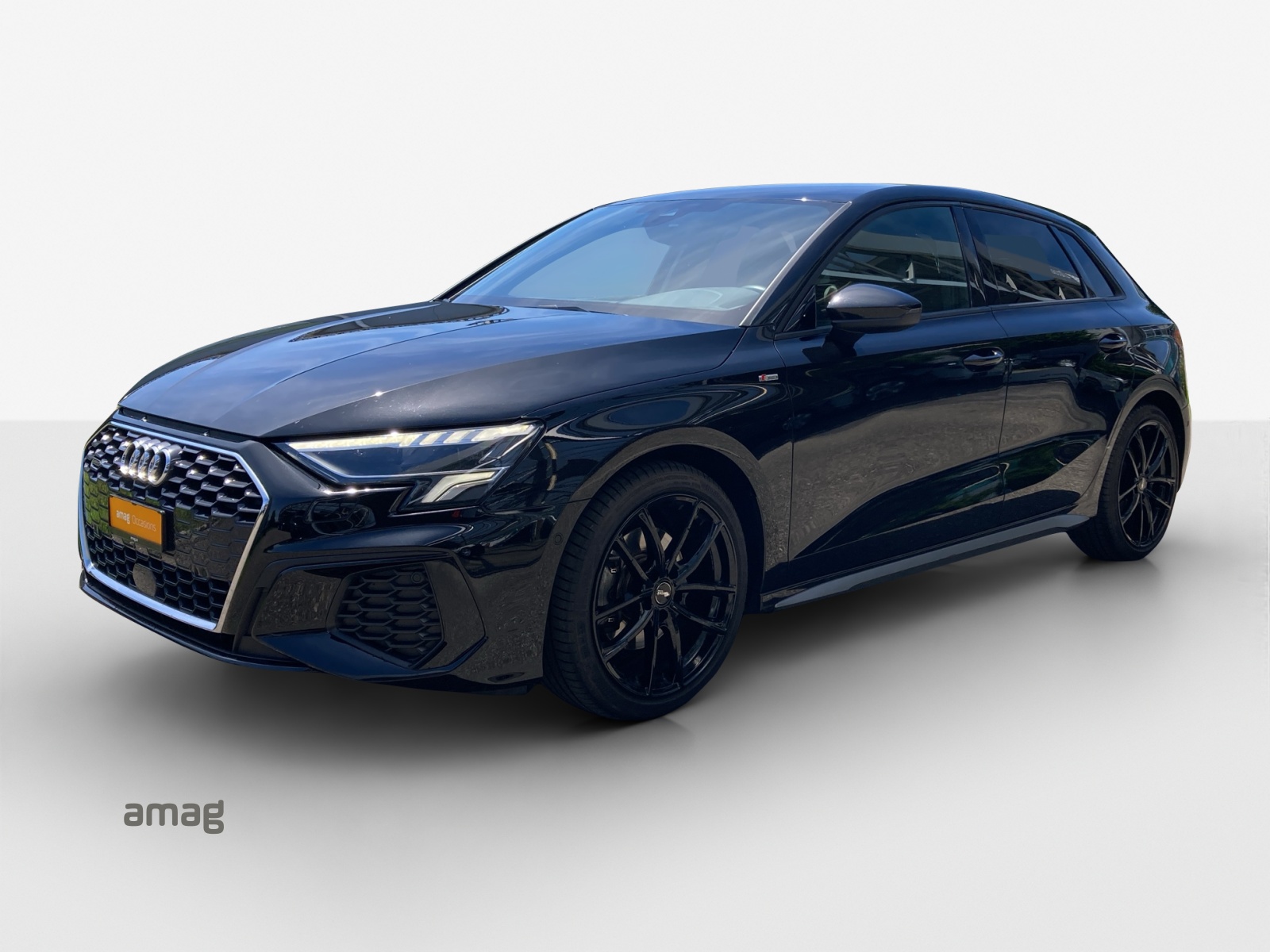 AUDI A3 Sportback 40 TFSI S line quattro S-tronic-image-0