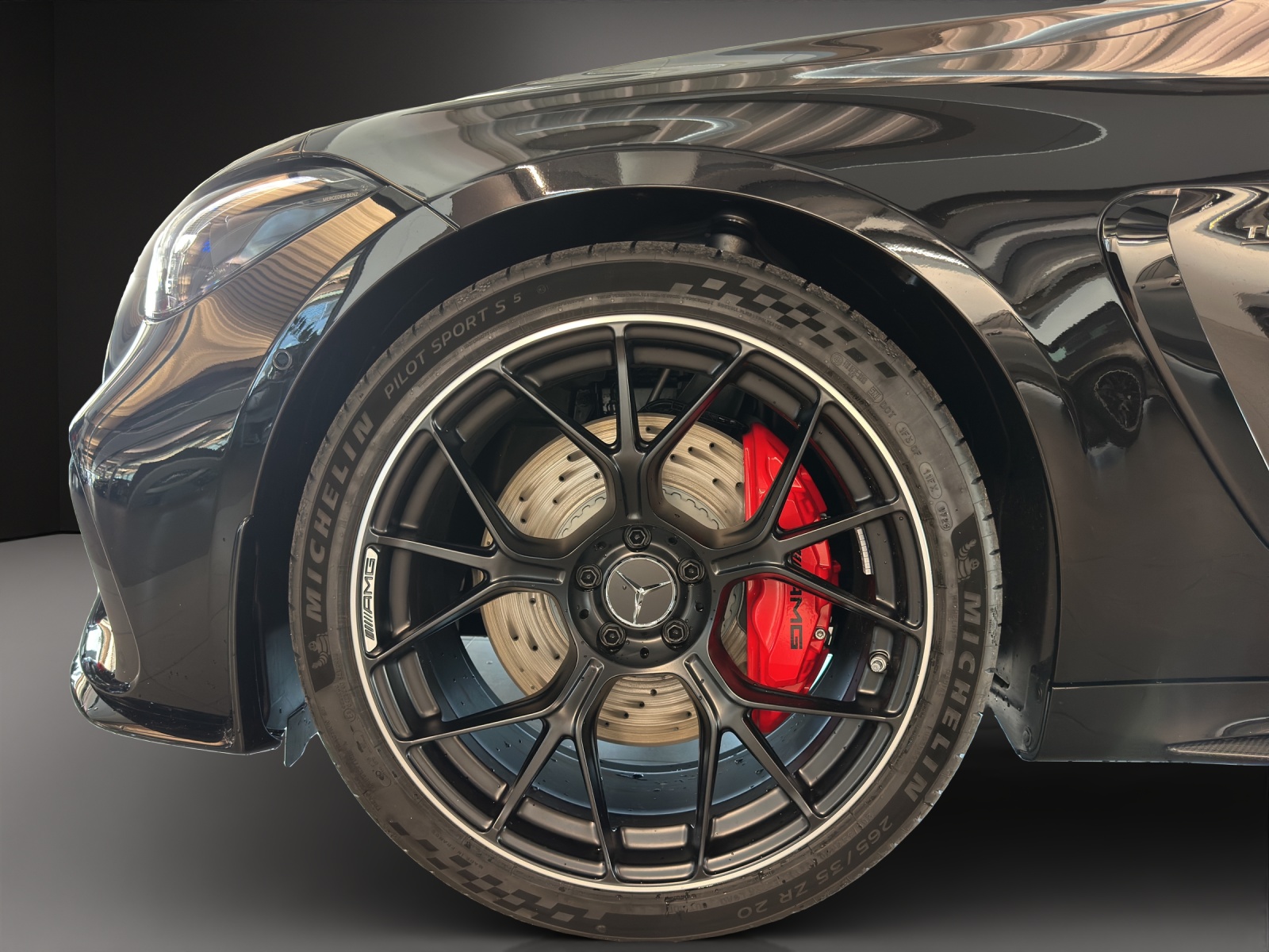 MERCEDES-BENZ CLE AMG 53 Cabrio 4Matic+-image-7