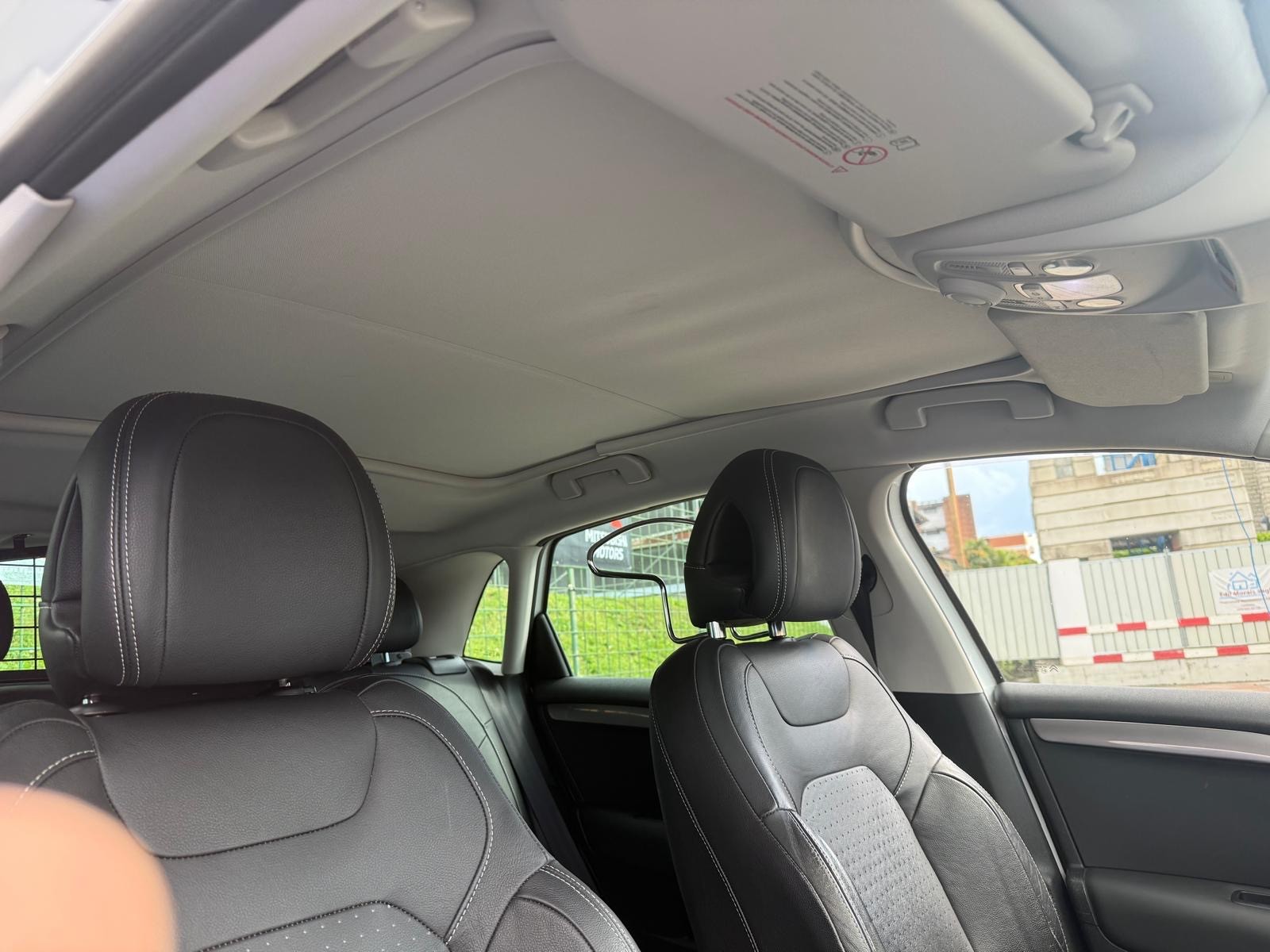 CITROEN C4 1.6 e-HDi Exclusive EGS6-image-7