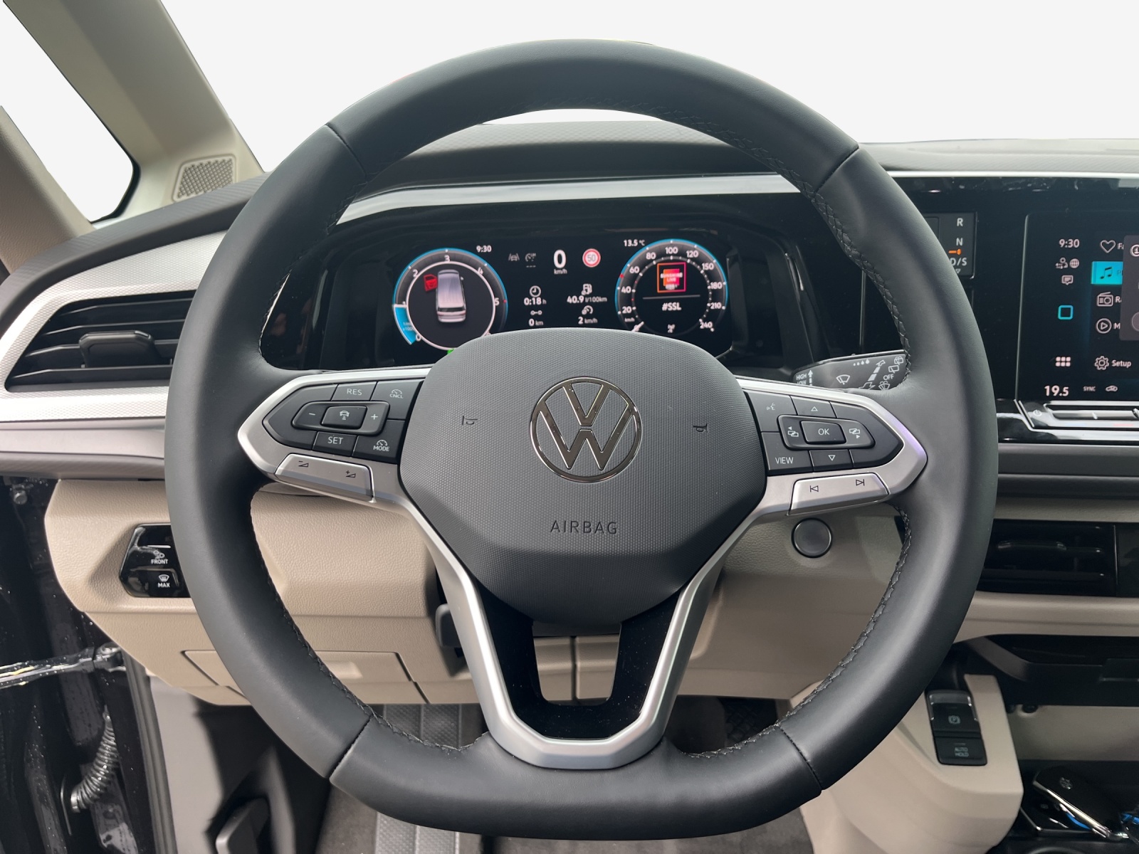 VW California 2.0 TDI Beach Tour Liberty-image-9