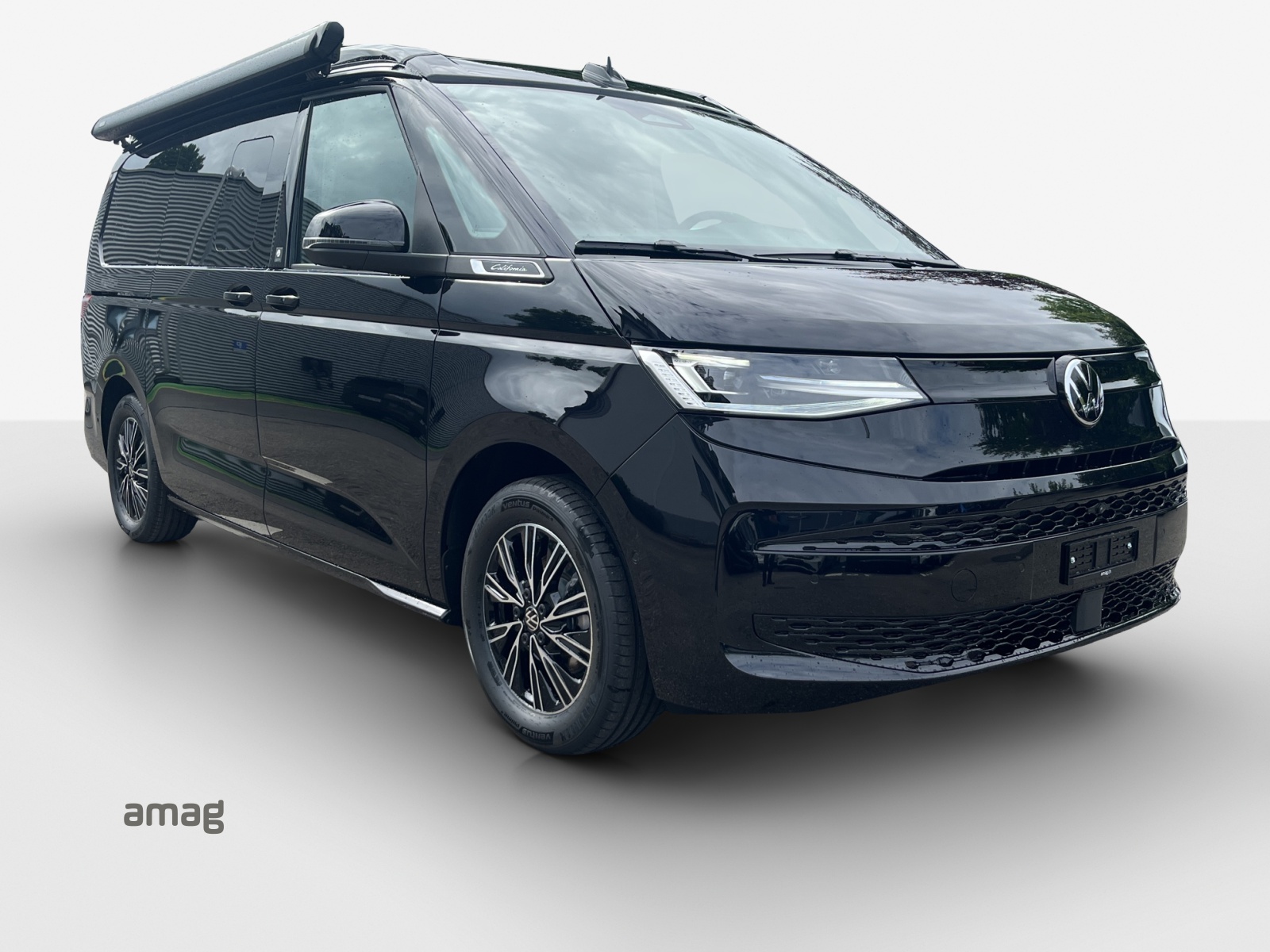 VW California 2.0 TDI Beach Tour Liberty-image-5