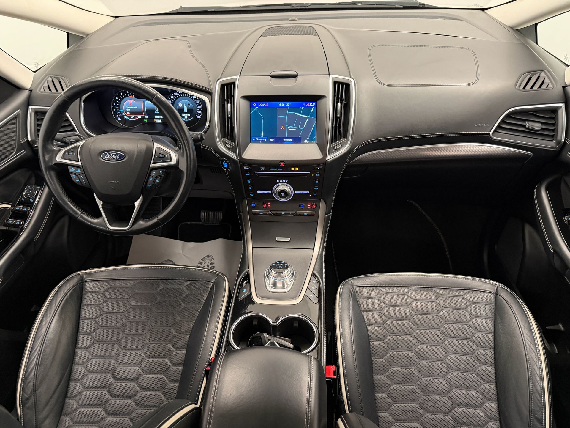 FORD S-Max 2.0 TDCi Vignale Automatic-image-11