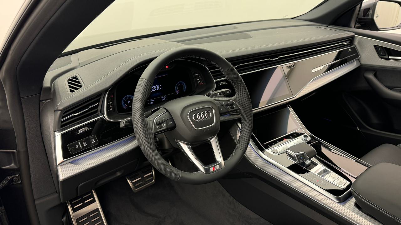AUDI Q8 SUV TDI quattro 210 kW S line-image-6