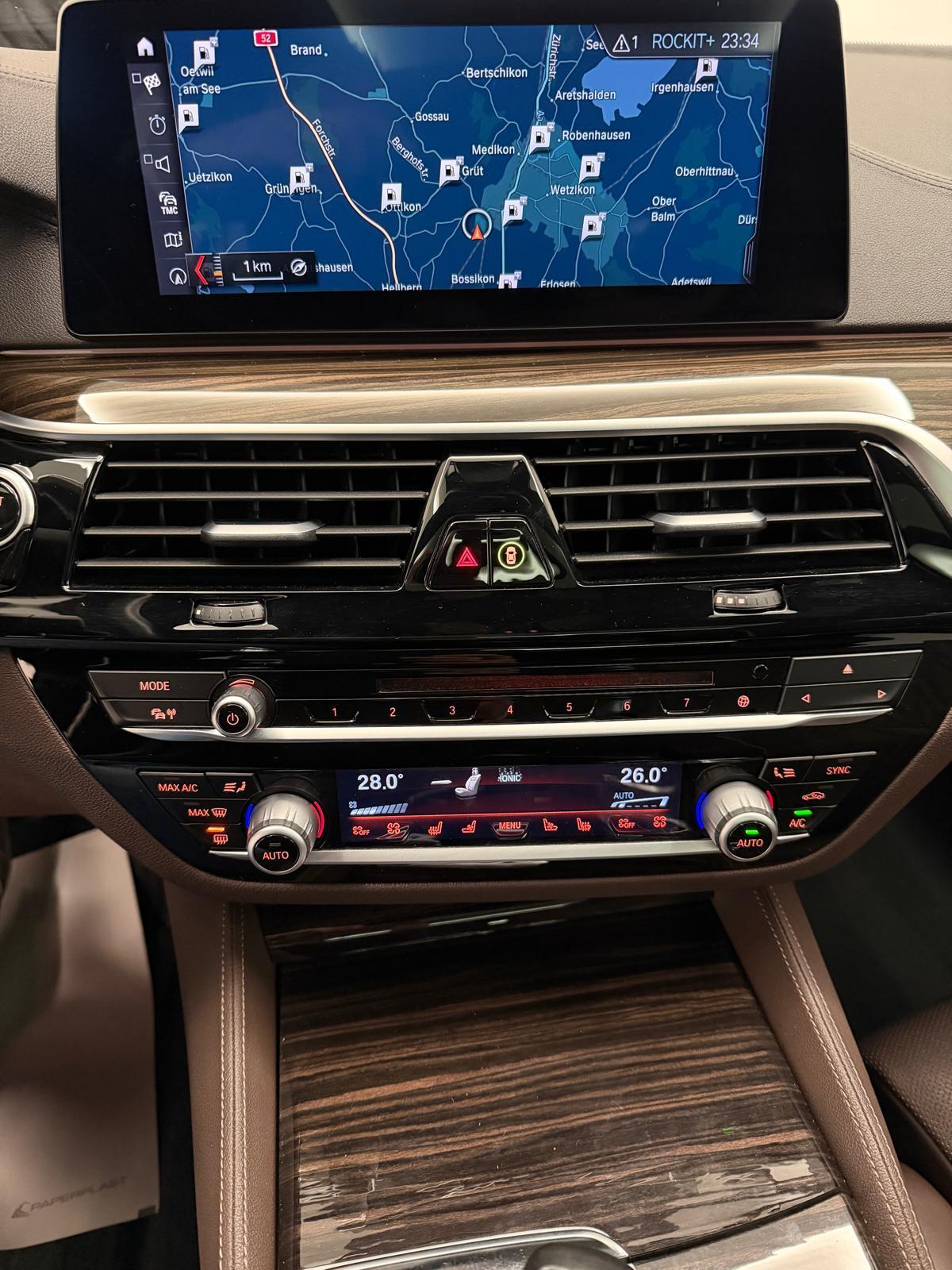 BMW 540d xDrive SAG Touring-image-20