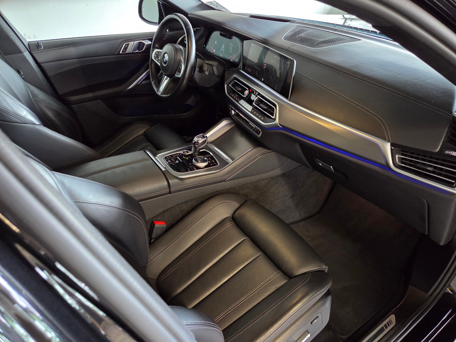 BMW X6 40d xDrive M-Sport-image-8