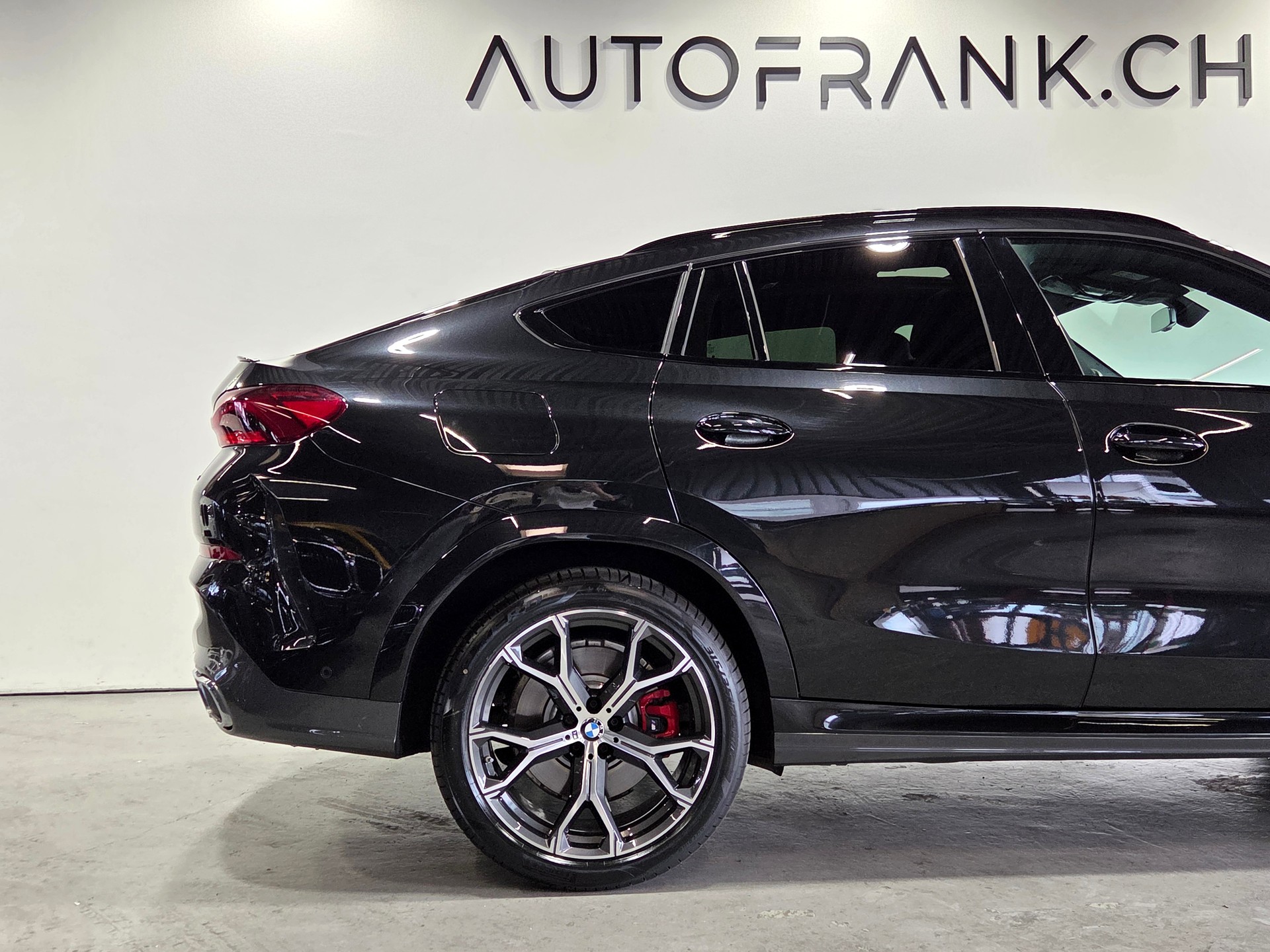 BMW X6 40d xDrive M-Sport-image-19