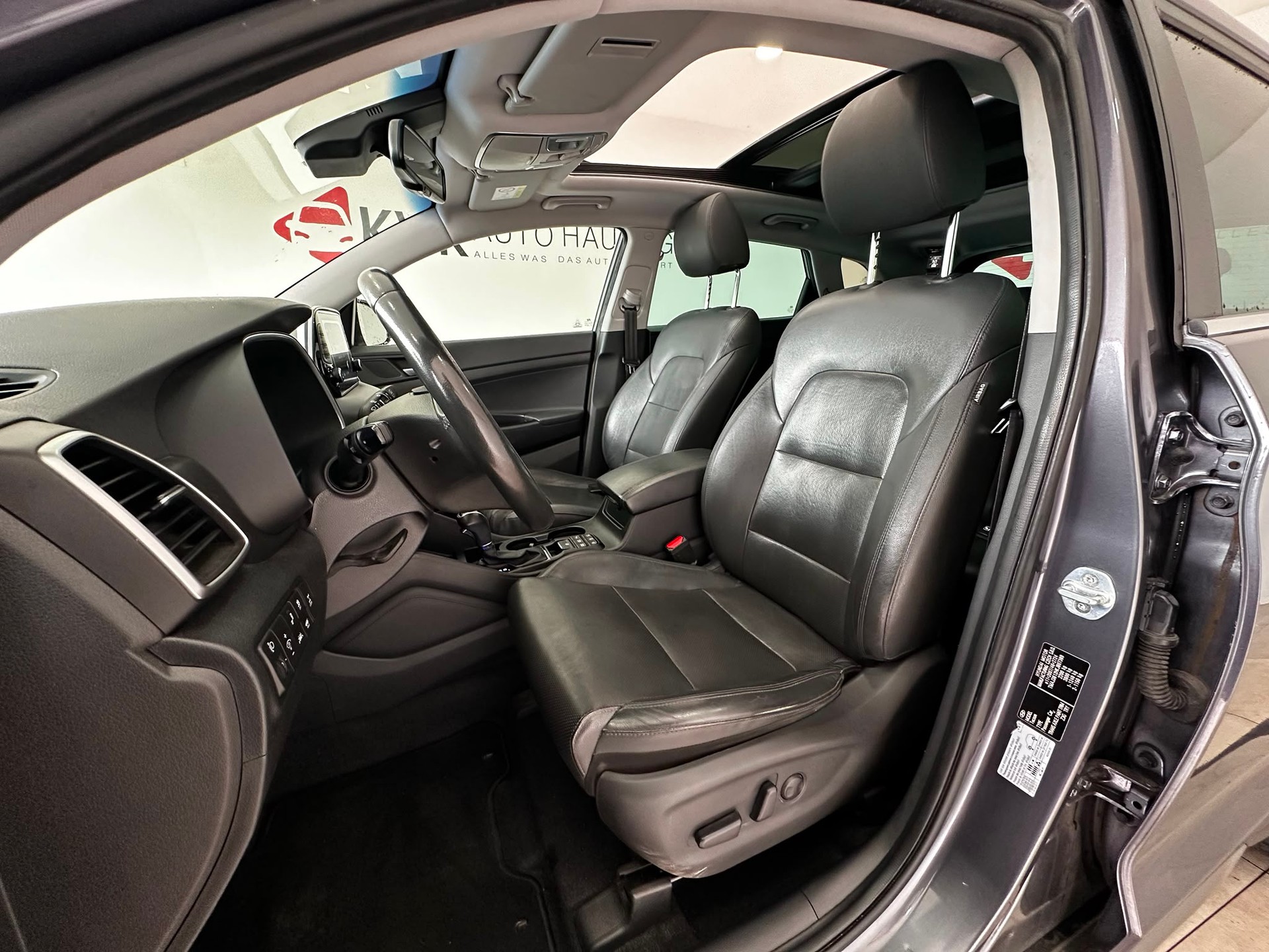 HYUNDAI Tucson 1.6 TGDI Amplia 4WD DCT-image-15