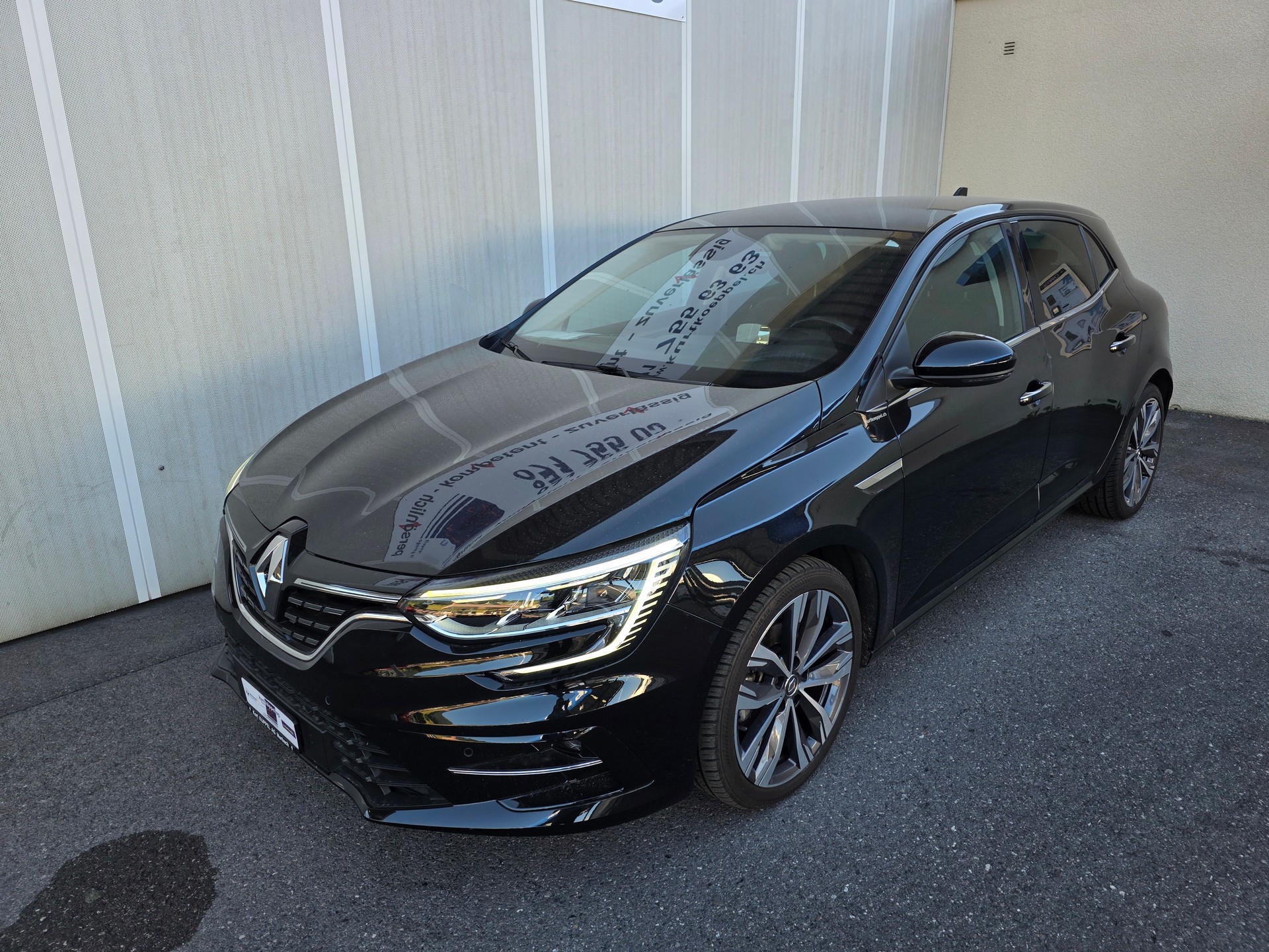 RENAULT Mégane Berline 1.3 16V Turbo Intens EDC-showroom-element-1