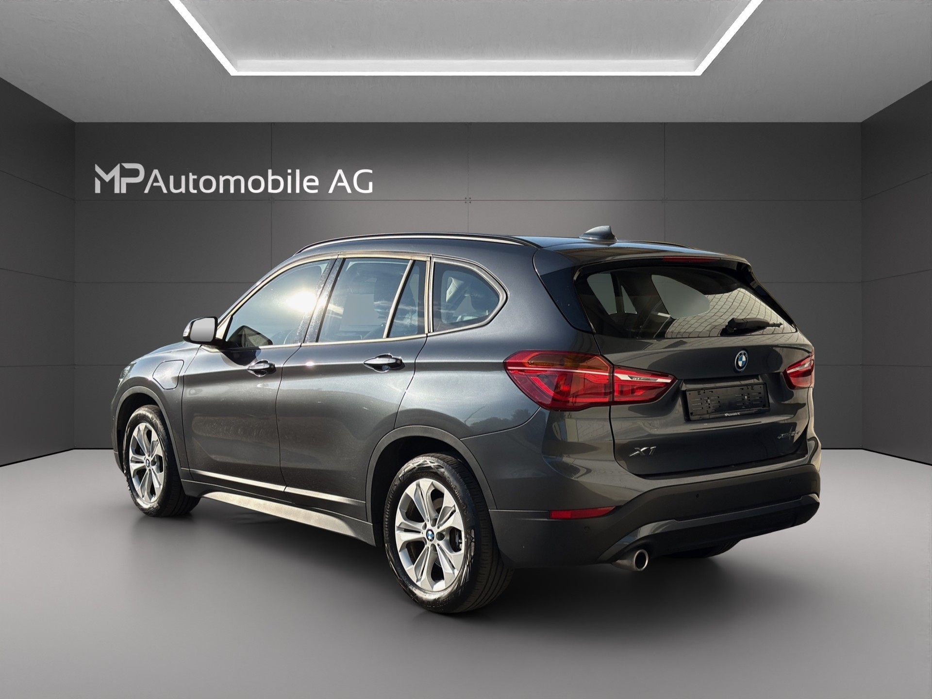 BMW X1 xDrive 25e Steptronic-image-4