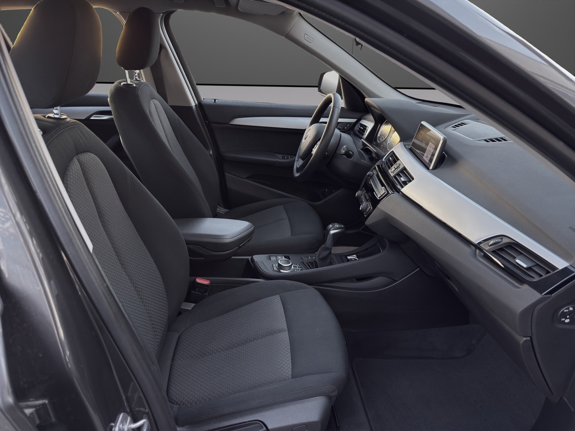 BMW X1 xDrive 25e Steptronic-image-9