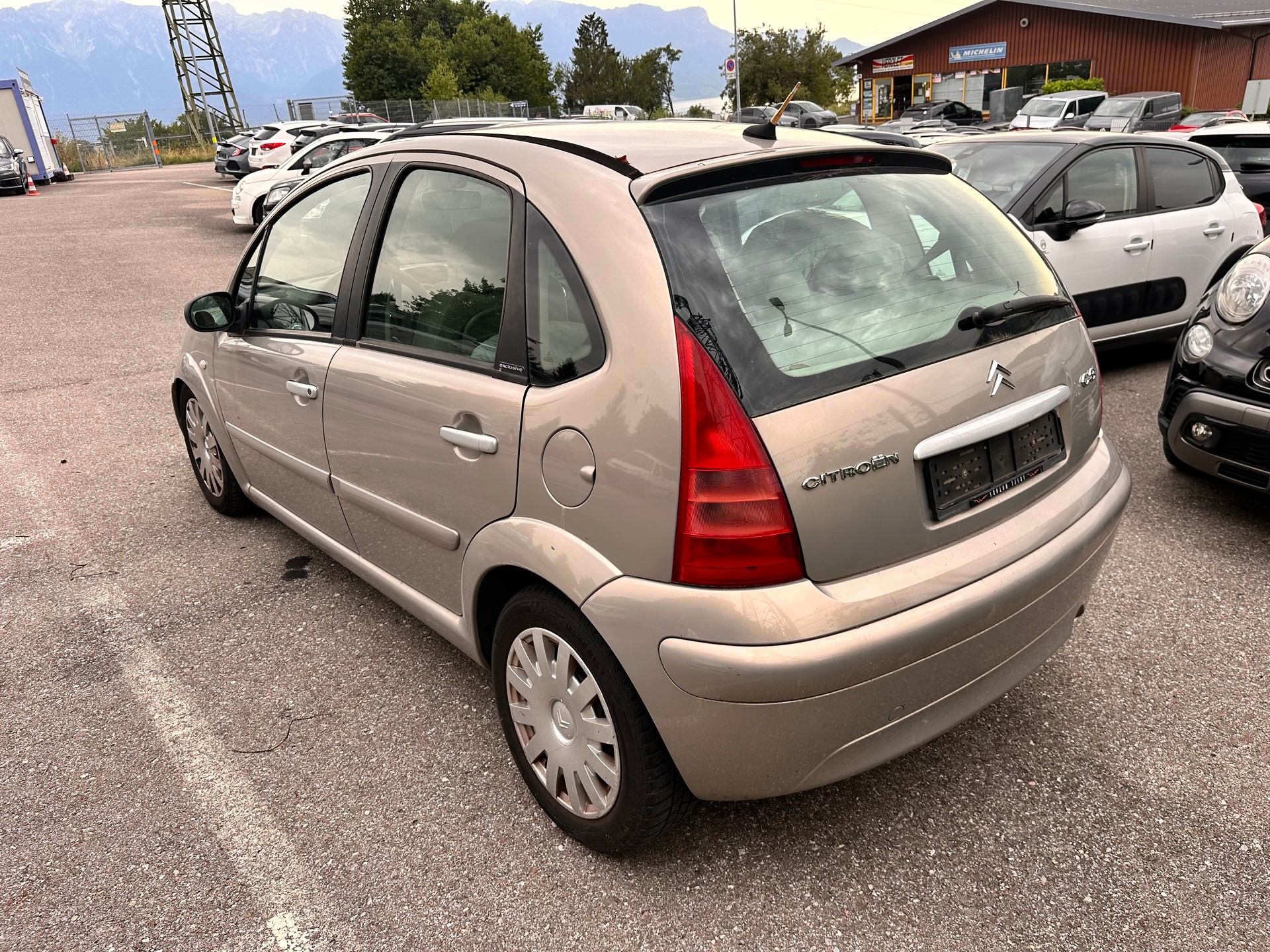 CITROEN C3 1.4 16V HDi Exclusive "AMORTISSEUR CASSé"-showroom-element-3
