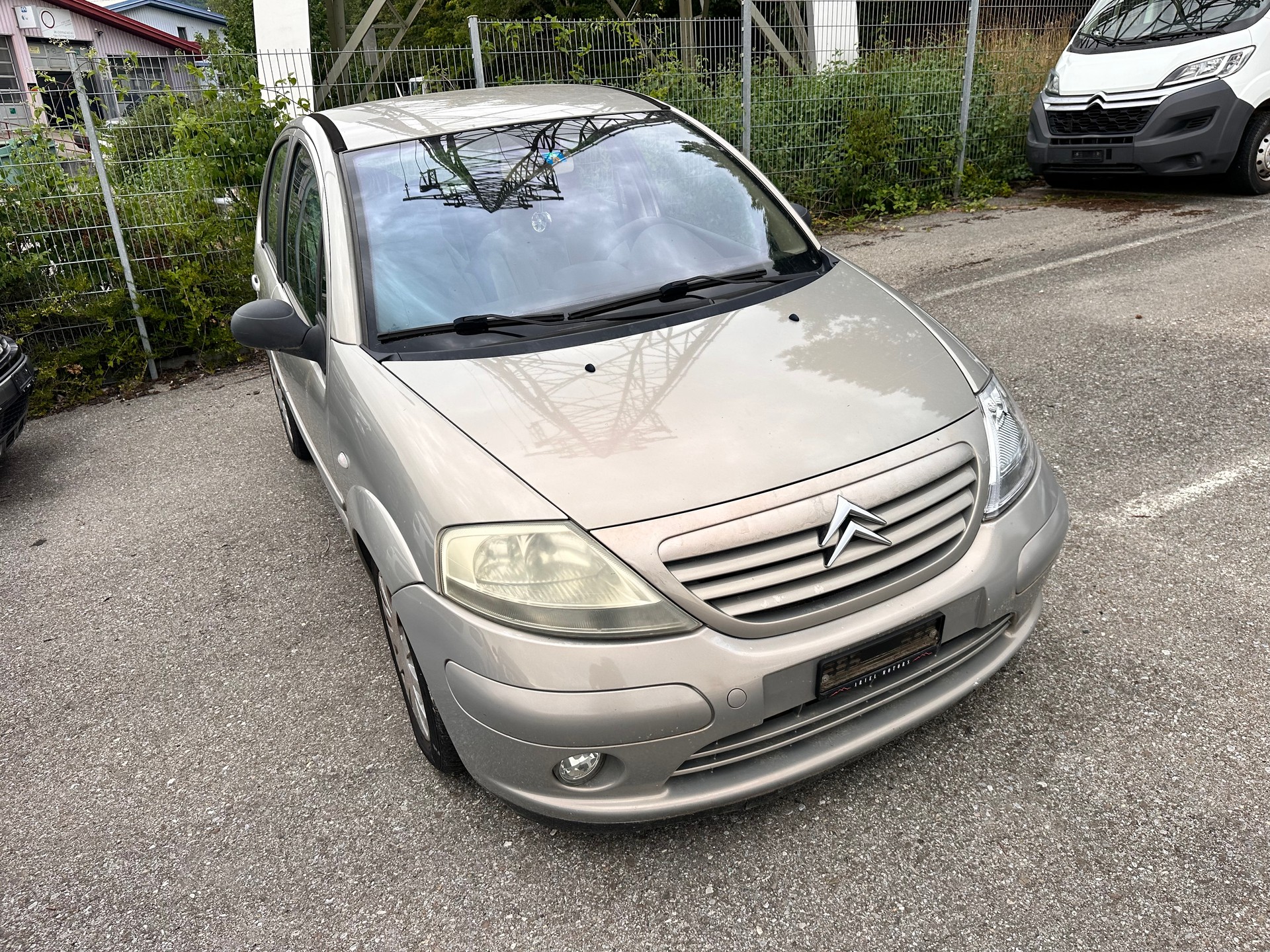 CITROEN C3 1.4 16V HDi Exclusive "AMORTISSEUR CASSé"-showroom-element-1