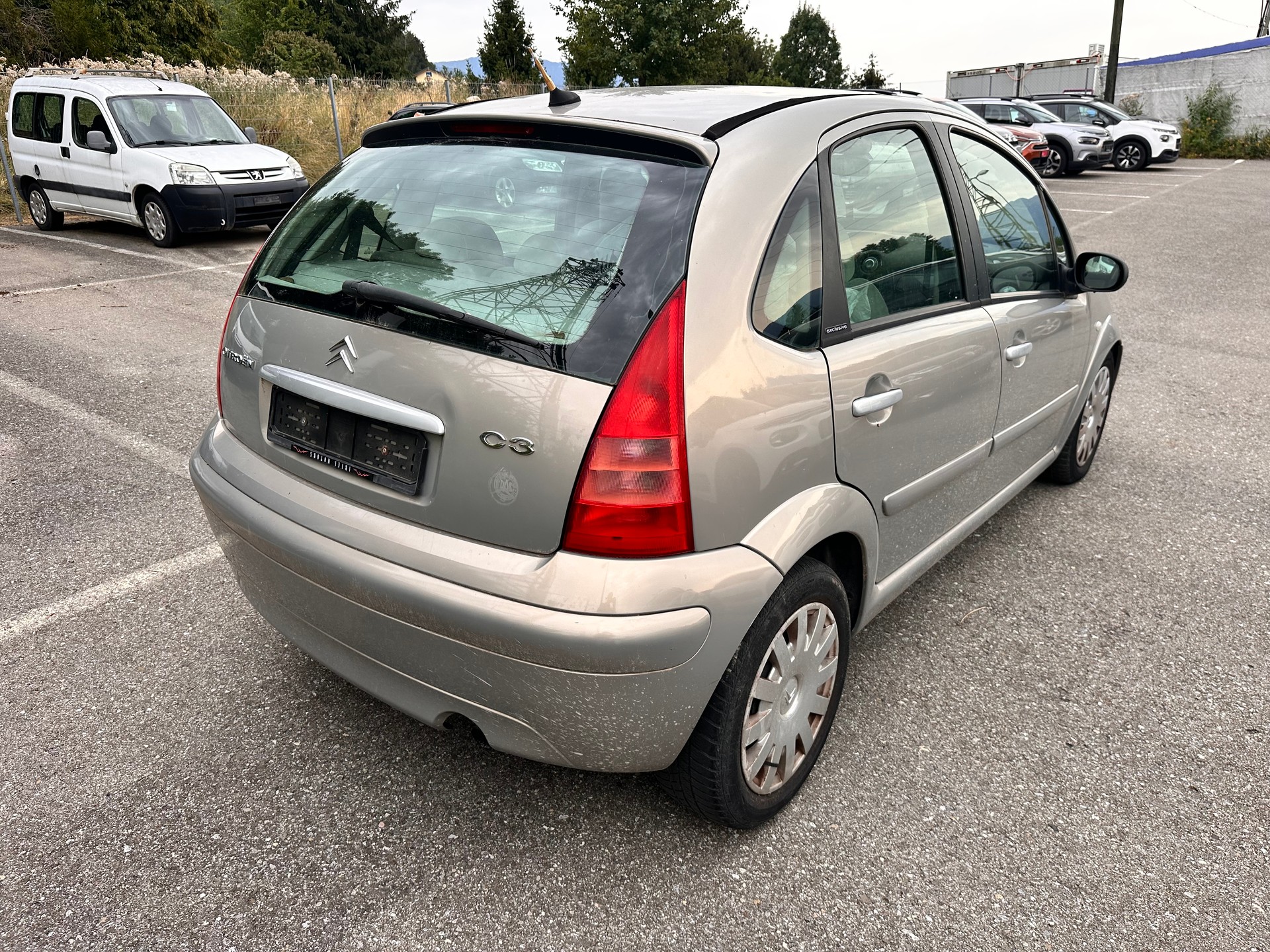 CITROEN C3 1.4 16V HDi Exclusive "AMORTISSEUR CASSé"-showroom-element-2
