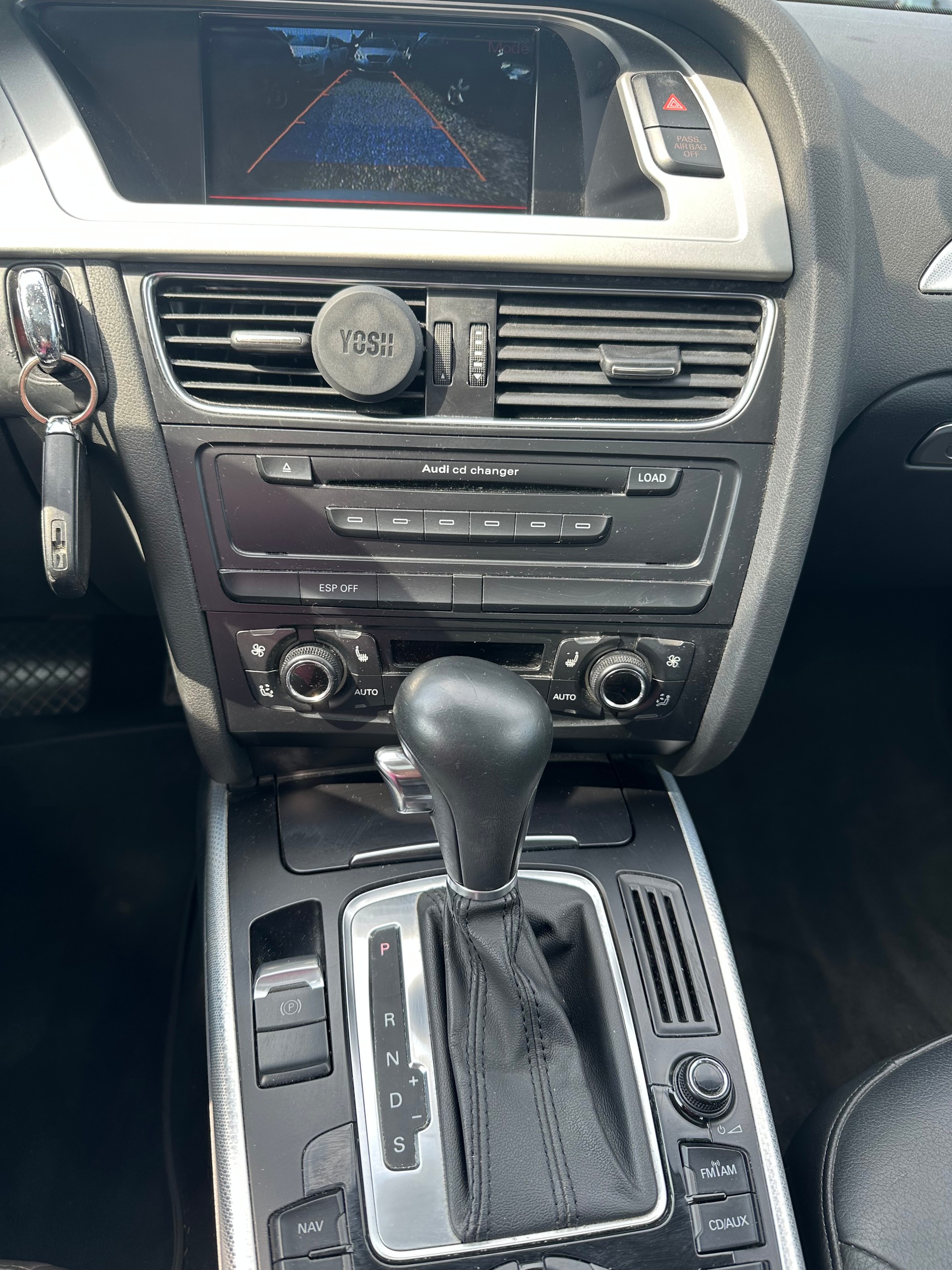 AUDI A4 Limousine 2.0 TFSI quattro S-tronic-image-14