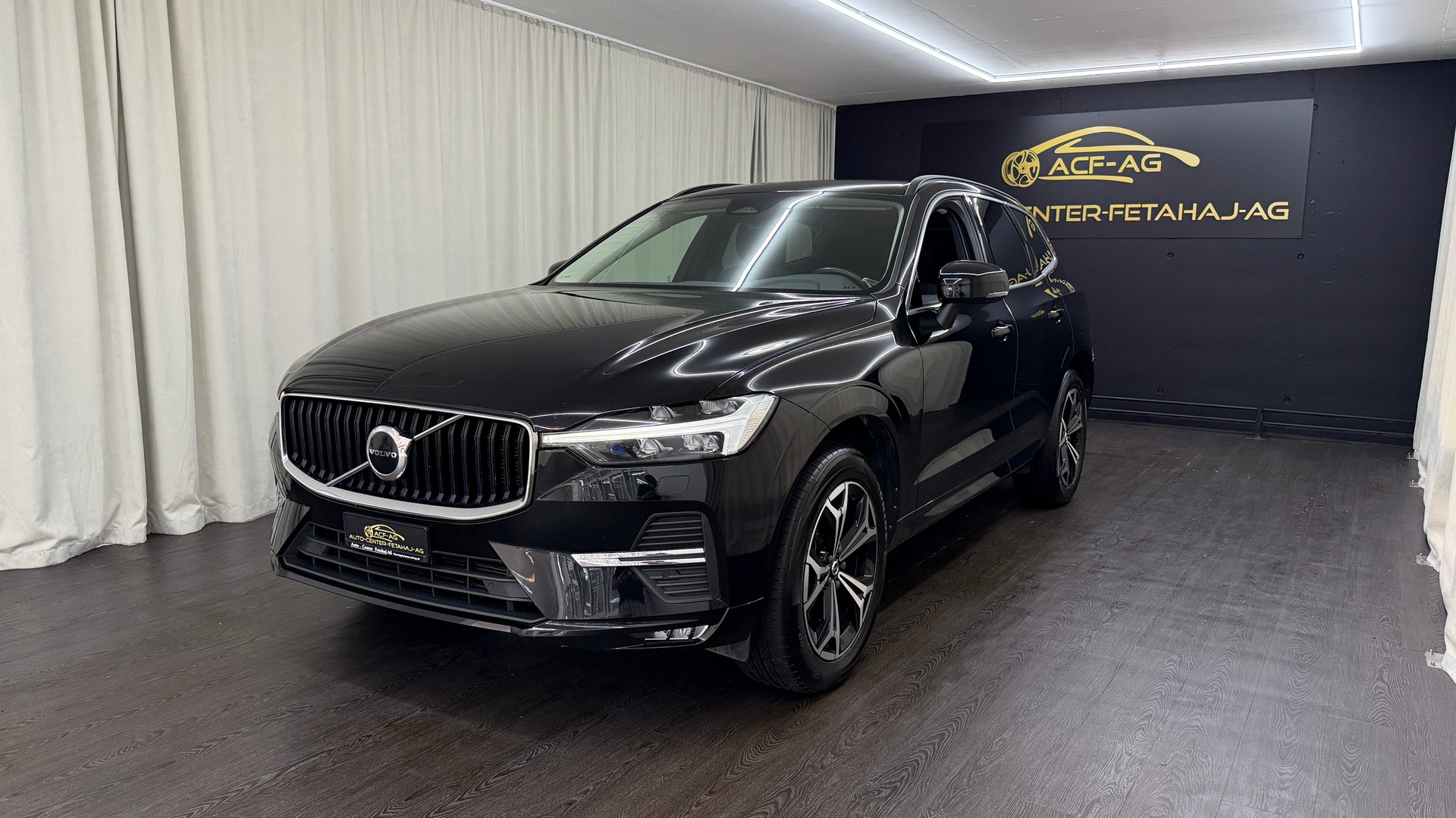 VOLVO XC60 B4 Diesel Mild Hybrid AWD Momentum Geartronic