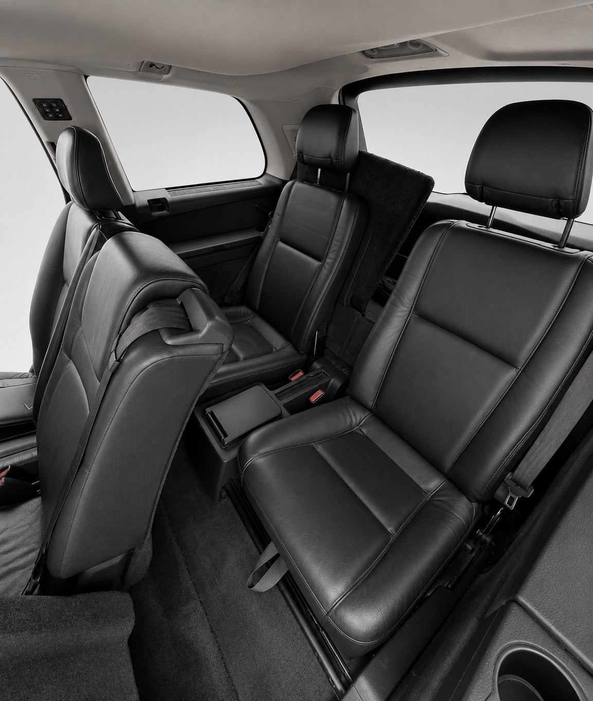 VOLVO XC90 2.4D(D5) AWD Executive Geartronic-image-6