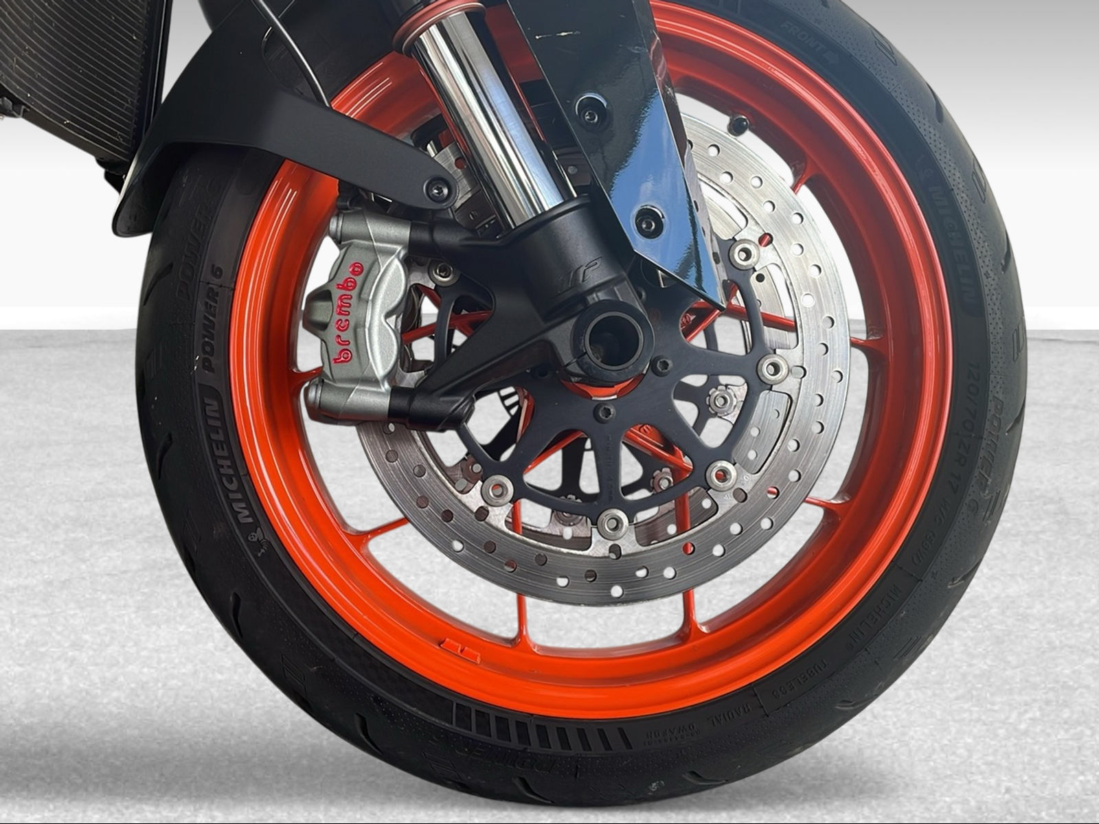 KTM 1290 Super Duke GT ABS-image-7