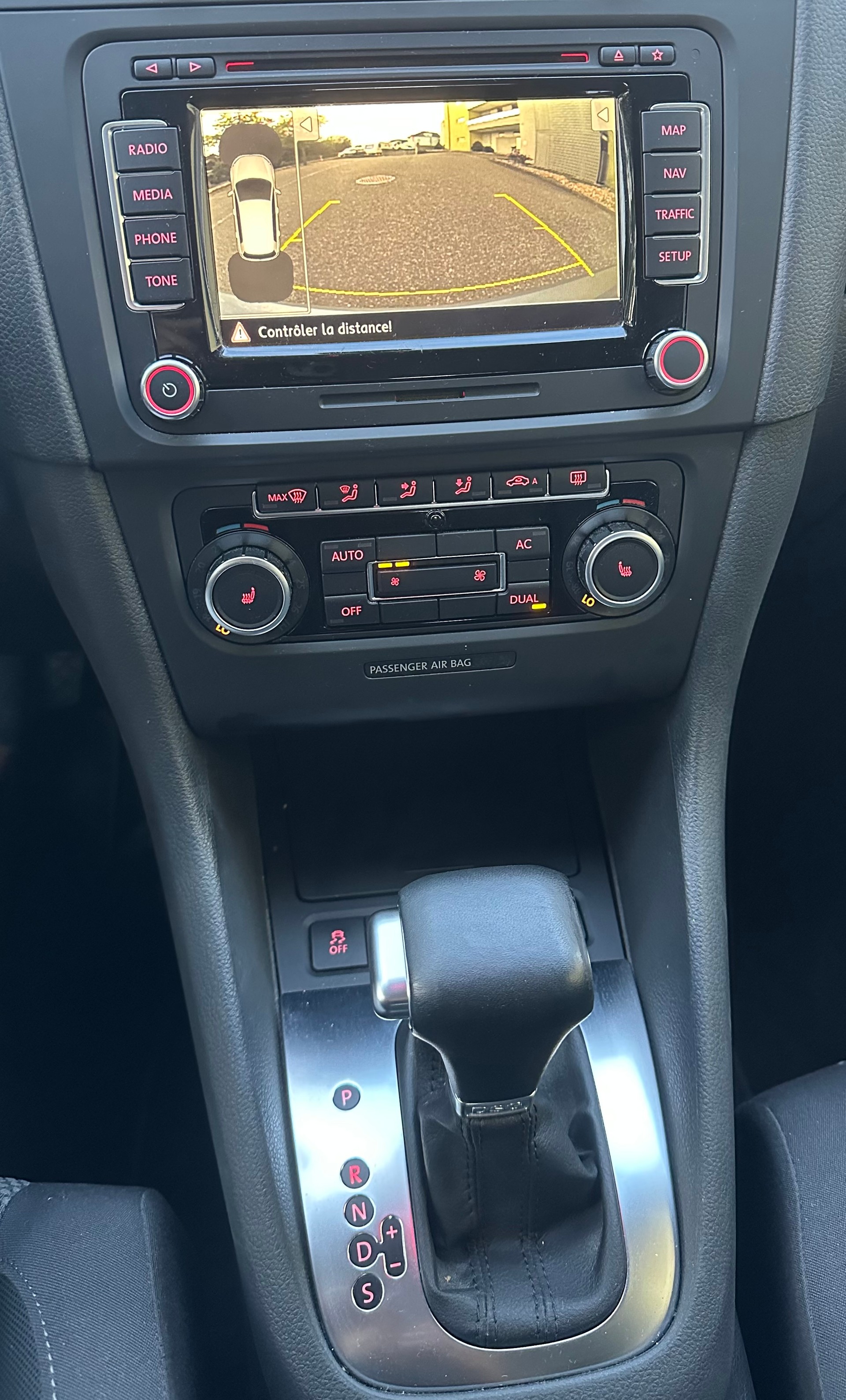 VW Golf 1.2 TSI BlueMotion Technology Team DSG-image-1
