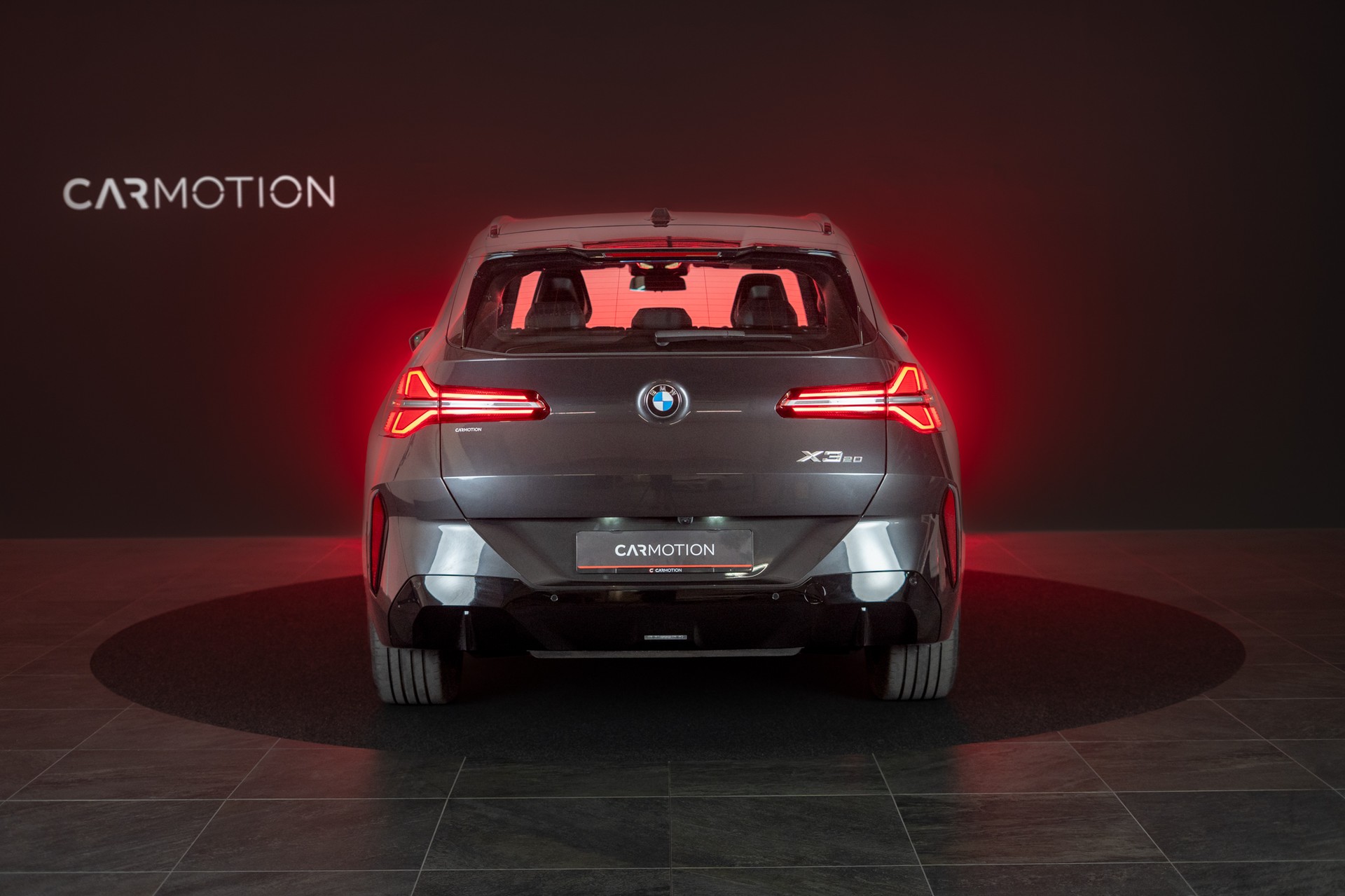 BMW X3 20i xDrive / Rückfahrkamera / Ambientebeleuchtung / Anhängerkupplung-image-6