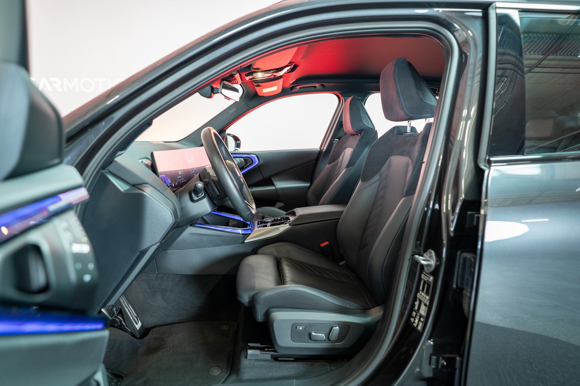 BMW X3 20i xDrive / Rückfahrkamera / Ambientebeleuchtung / Anhängerkupplung-image-10