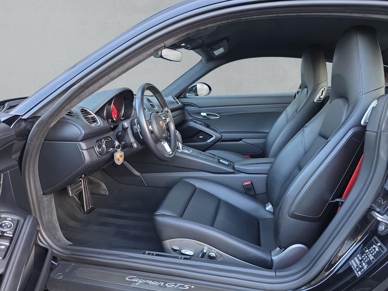 PORSCHE 718 Cayman GTS 2.5 (CH)-image-11