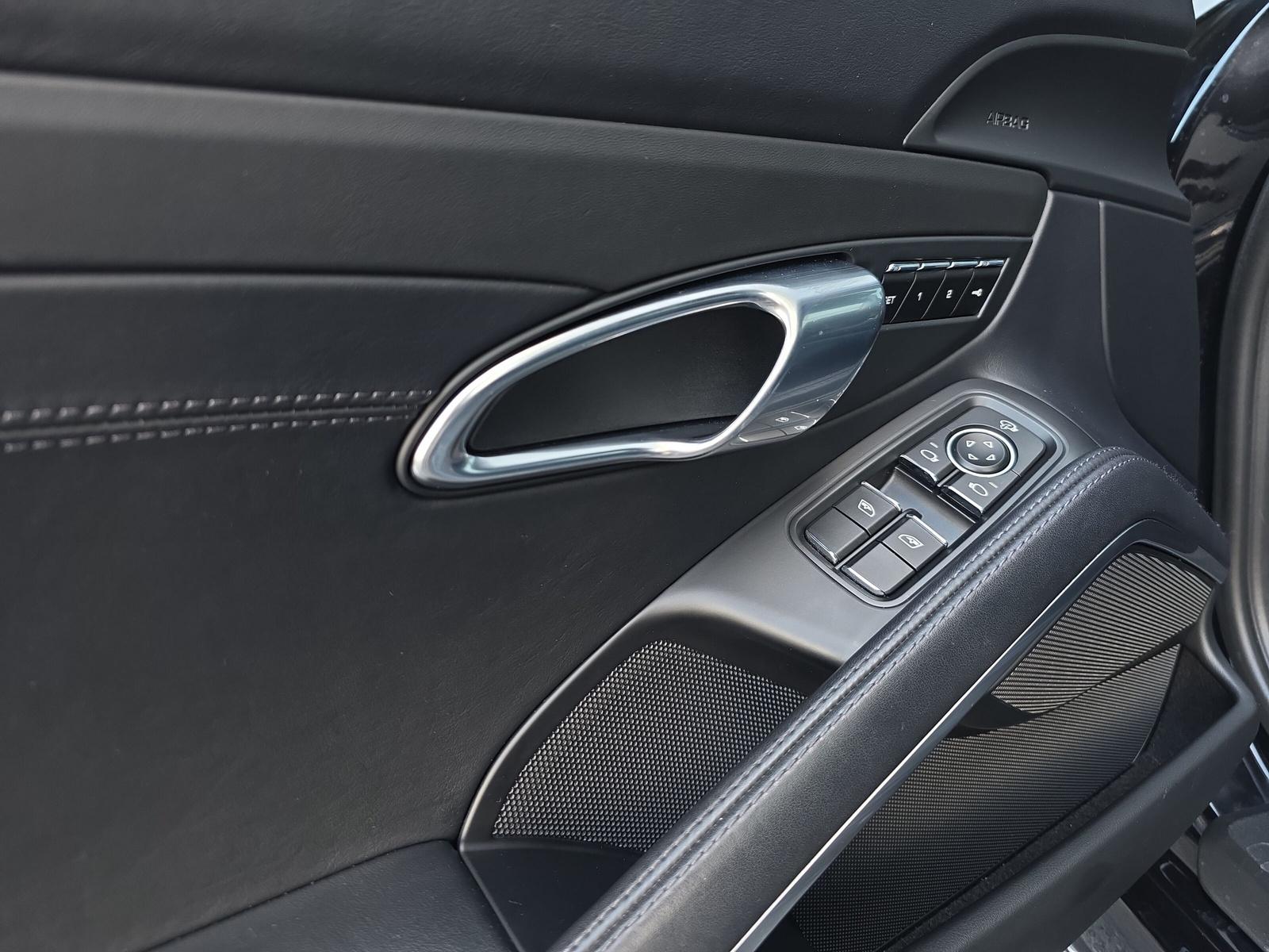 PORSCHE 718 Cayman GTS 2.5 (CH)-image-21