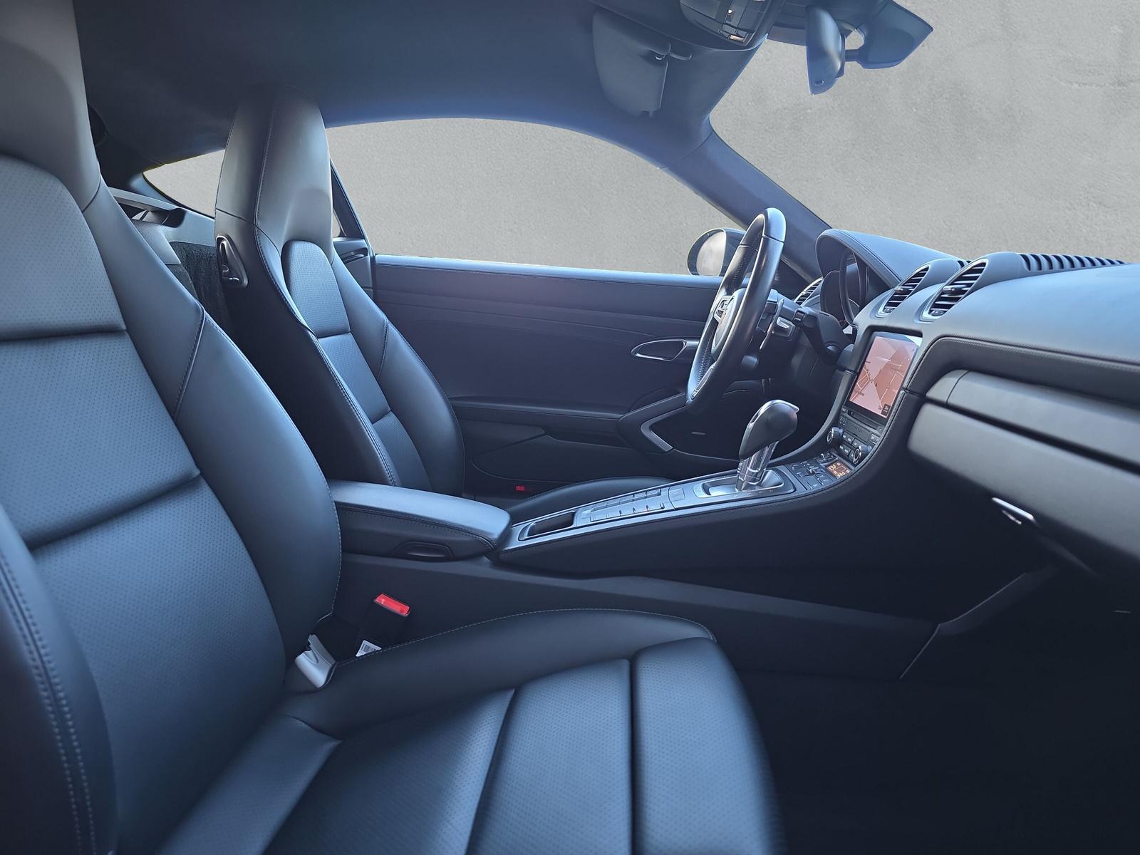 PORSCHE 718 Cayman GTS 2.5 (CH)-image-13