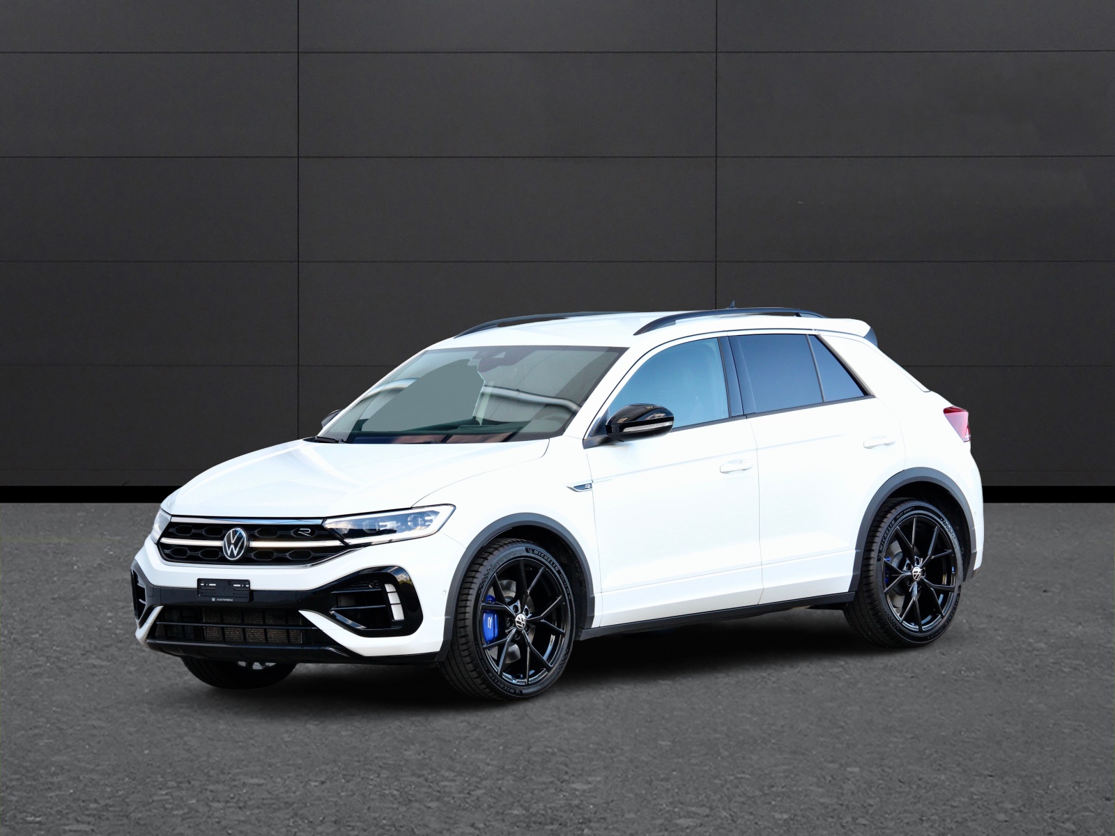 VW T-Roc 2.0 TSI R DSG 4Motion 300PS ° FACELIFT Modell °AKRAPOVIC Titanabgasanlage ° 19 Zoll R Aluräder-showroom-element-2