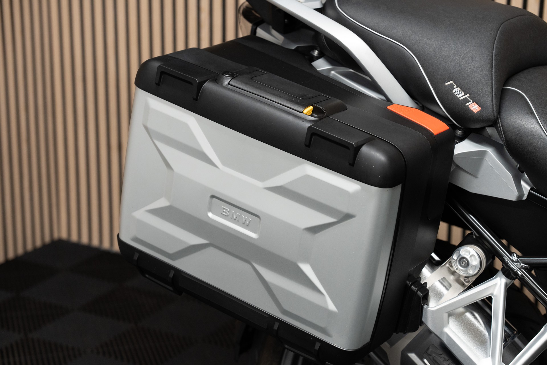 BMW R 1200 GS-image-7