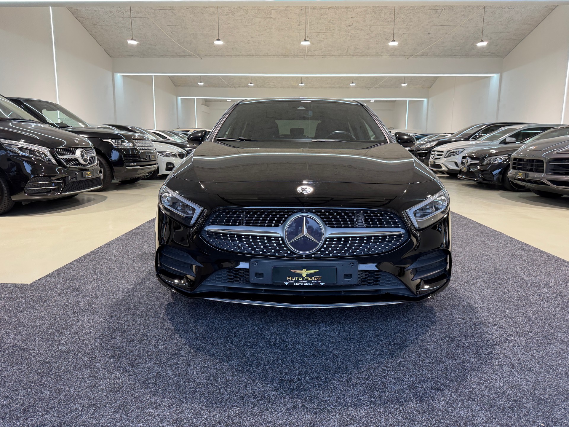 MERCEDES-BENZ A 250 AMG Line 7G-DCT
