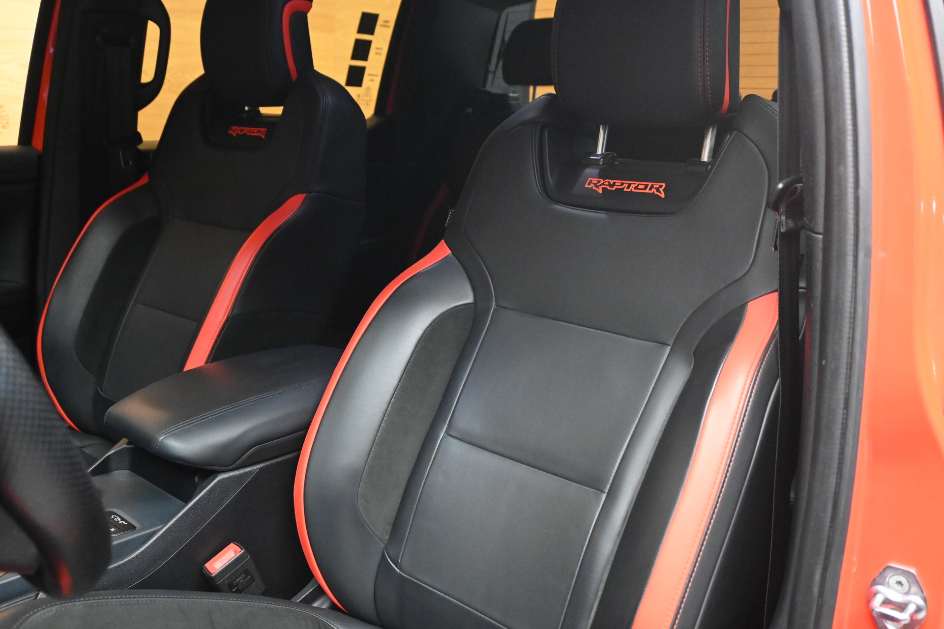 FORD Ranger Raptor 3.0 Eco Boost 4x4 A-image-7