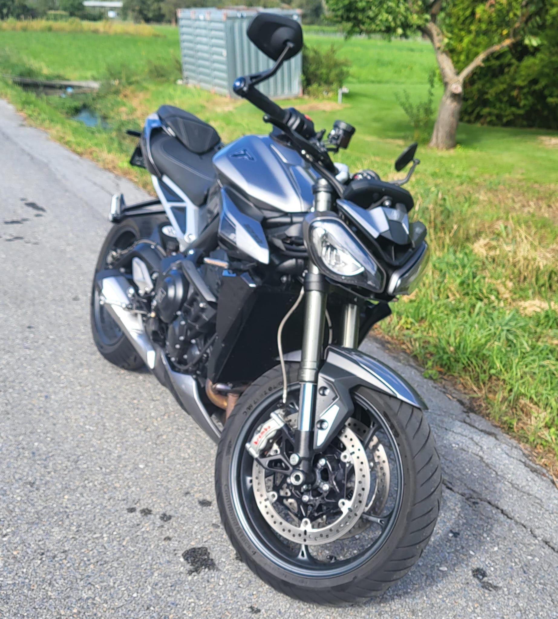 TRIUMPH Street Triple RS 765-image-2