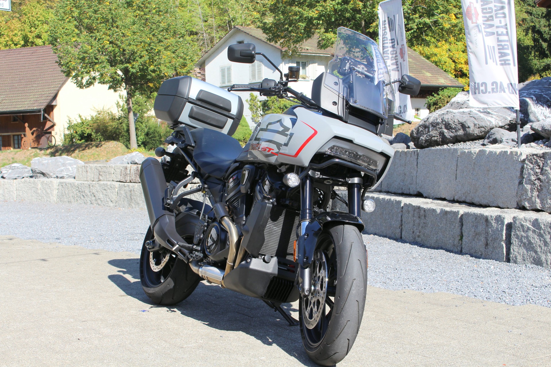 HARLEY-DAVIDSON RA Pan America 1250 ST-image-1