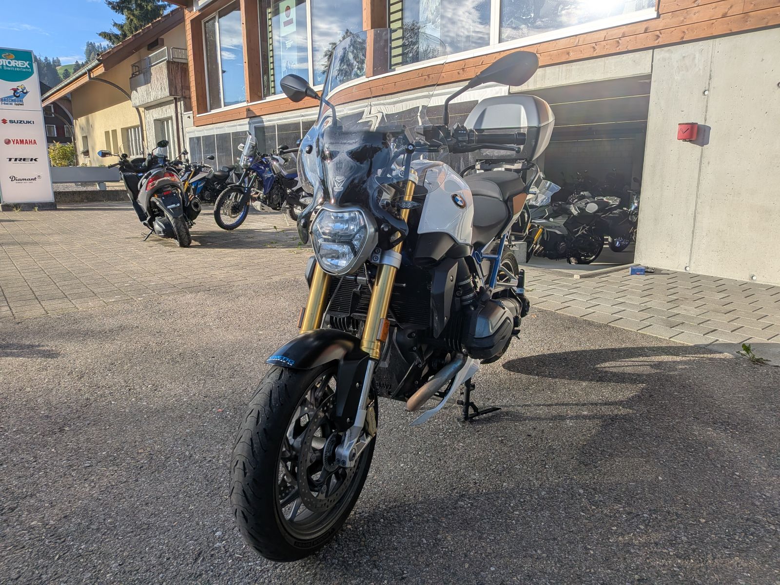 BMW R 1200 R ABS-image-2