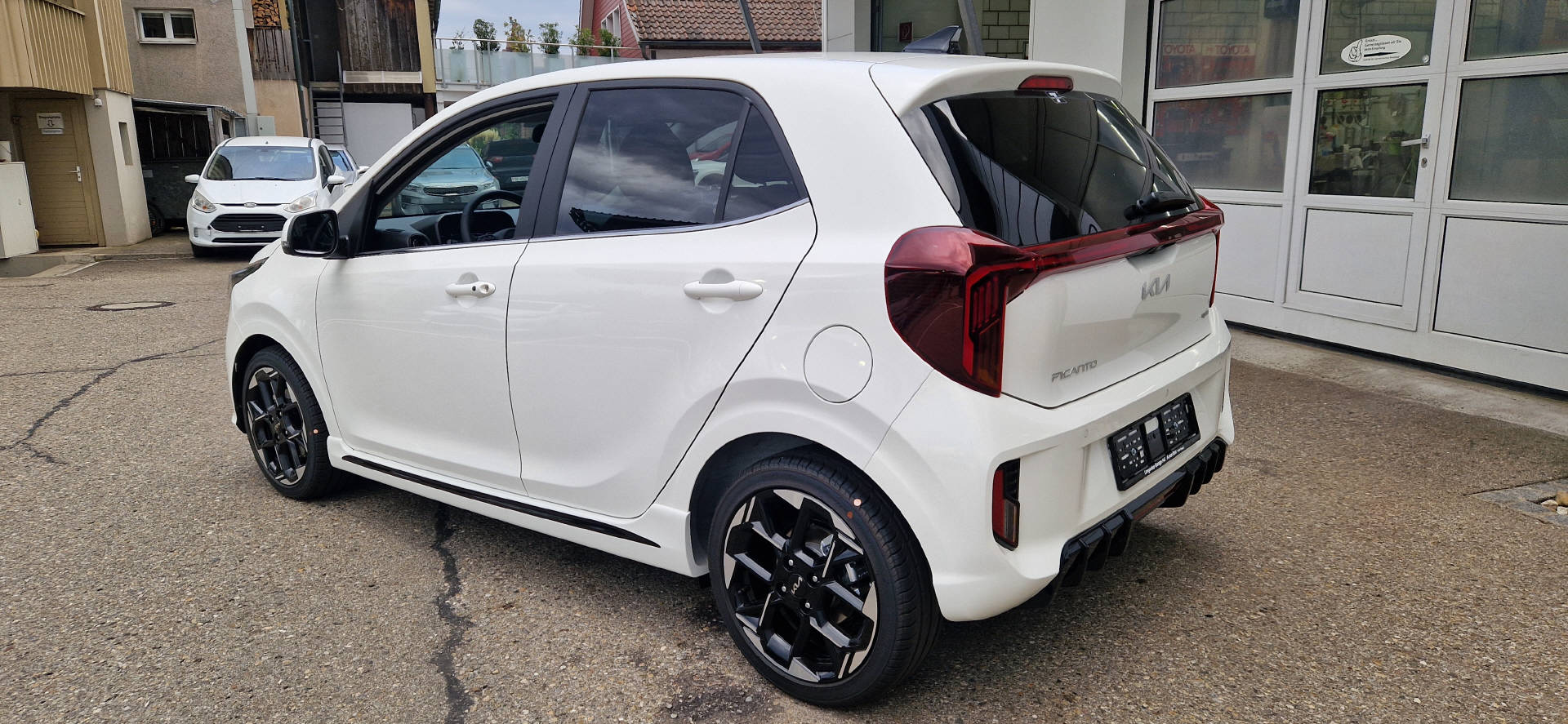 KIA Picanto 1.0 GDi GT-Line-image-15