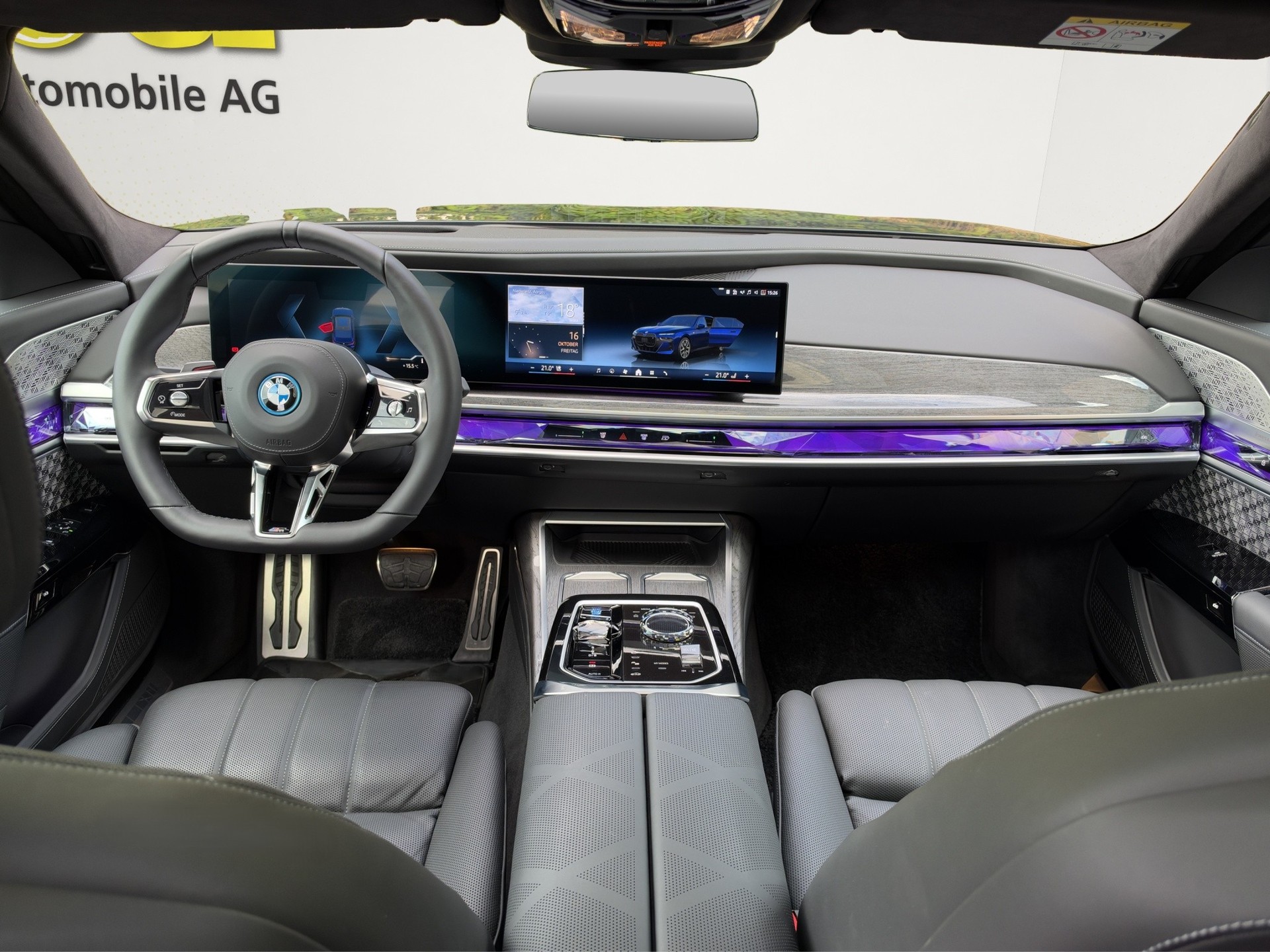 BMW i7 xDrive 60 M Sport Pro (CH) INDIVIDUAL-image-9