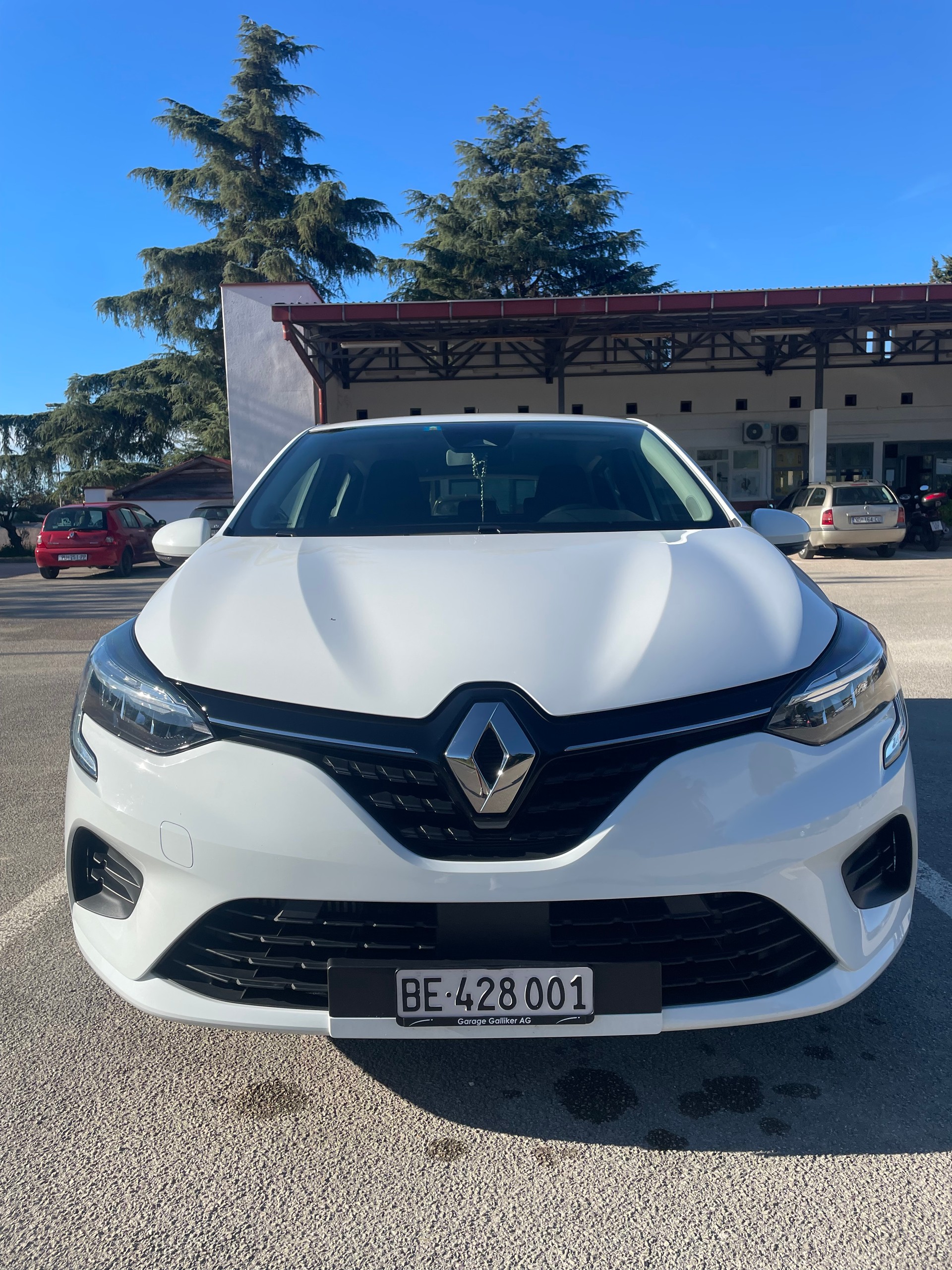 RENAULT 1.0 TCe Zen CVT-image-2