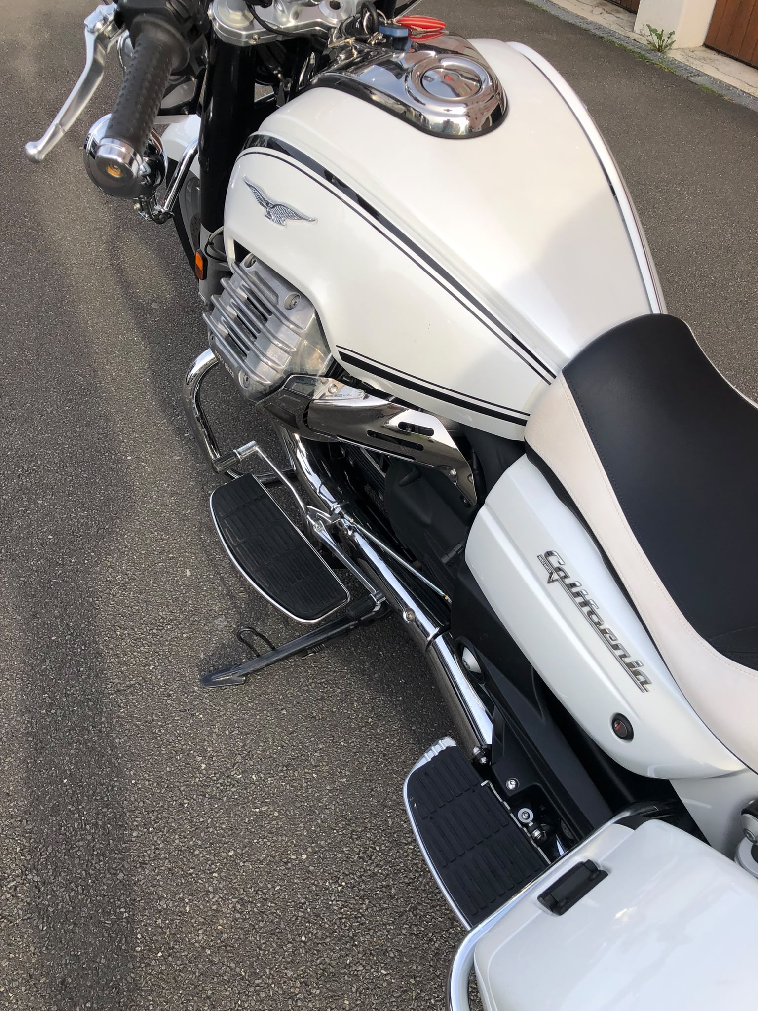 MOTO GUZZI California 1400 Touring-image-13