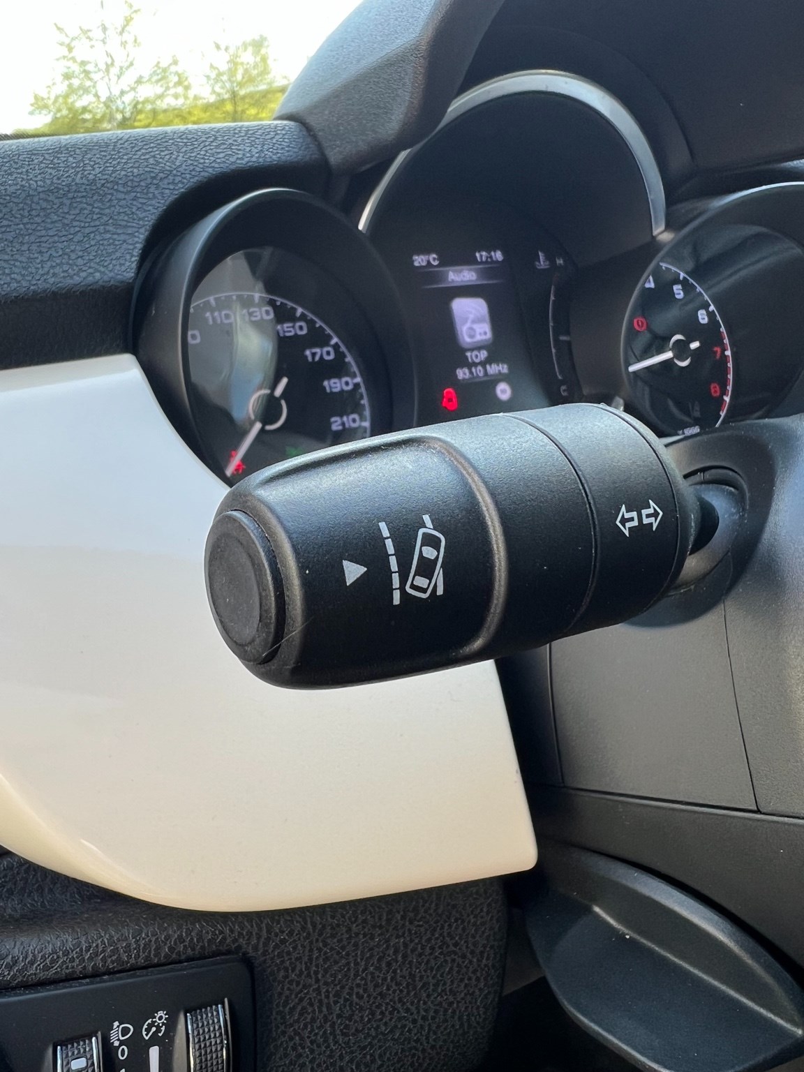 FIAT 500X 1.0 GSE Urban-image-15
