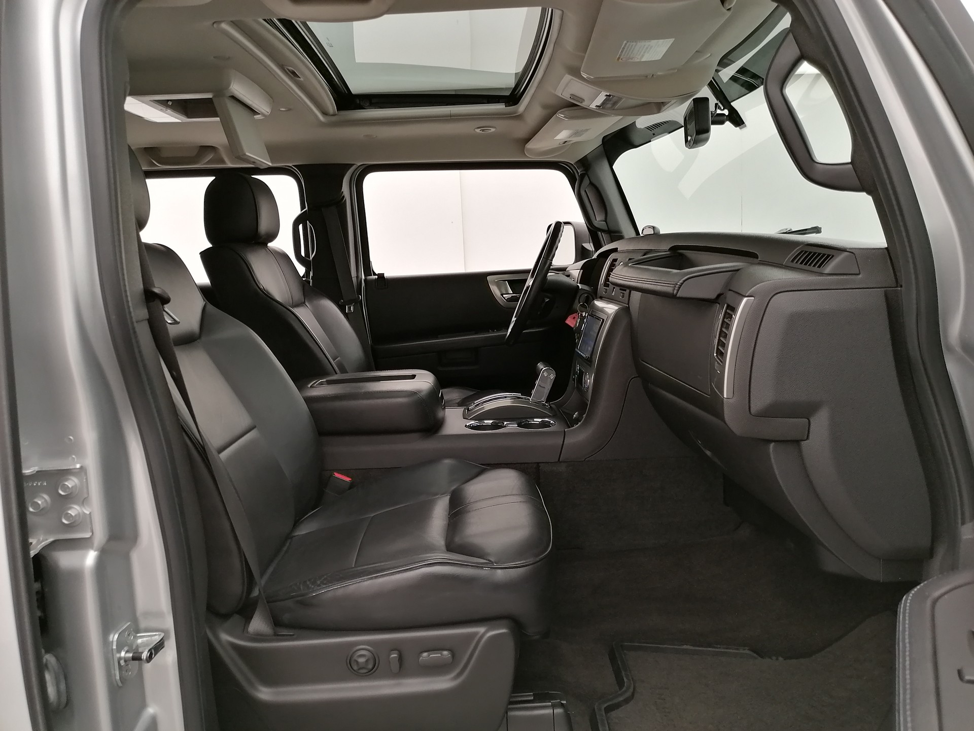 HUMMER H2 6.2 Luxury-image-13