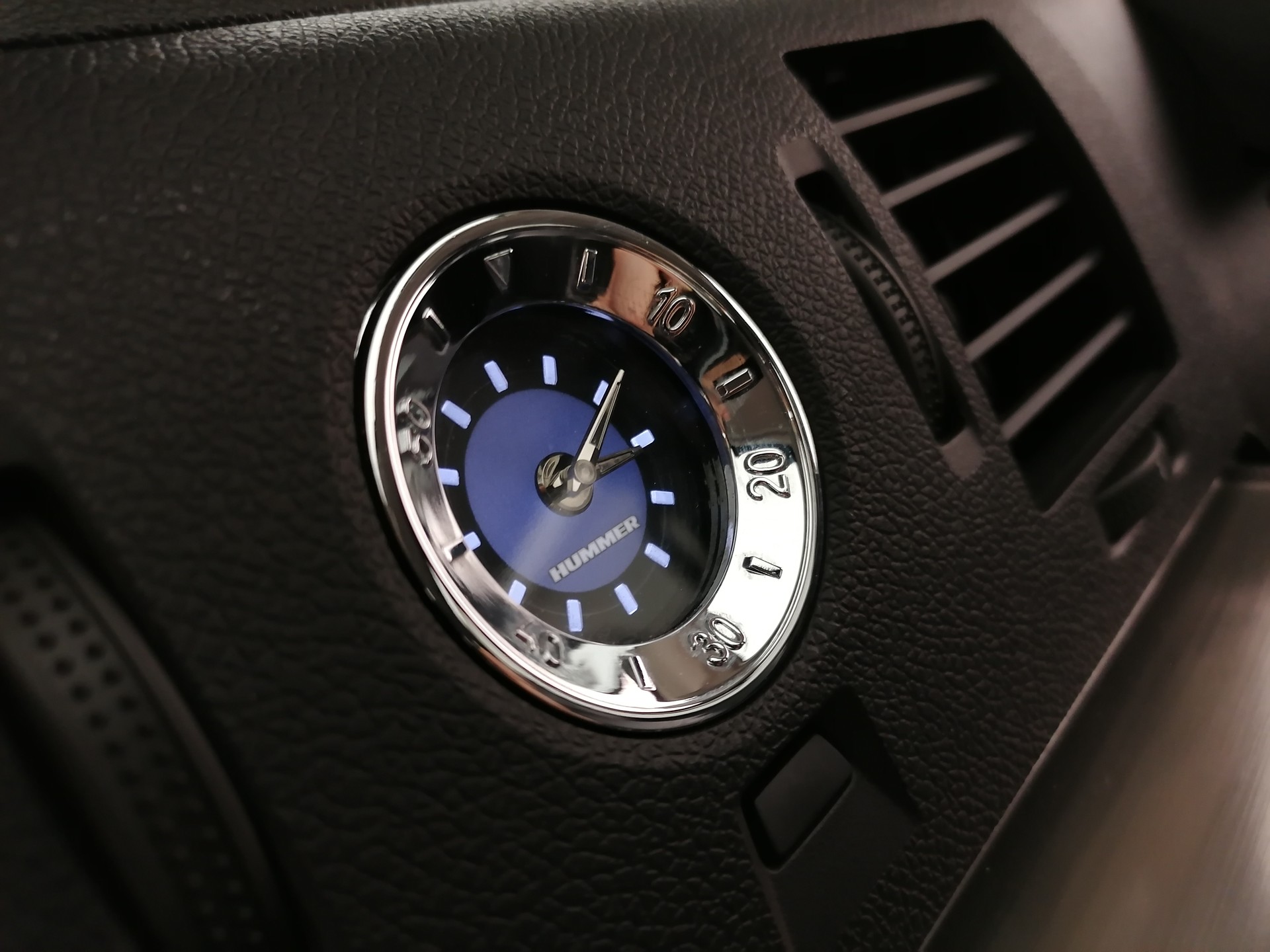 HUMMER H2 6.2 Luxury-image-15