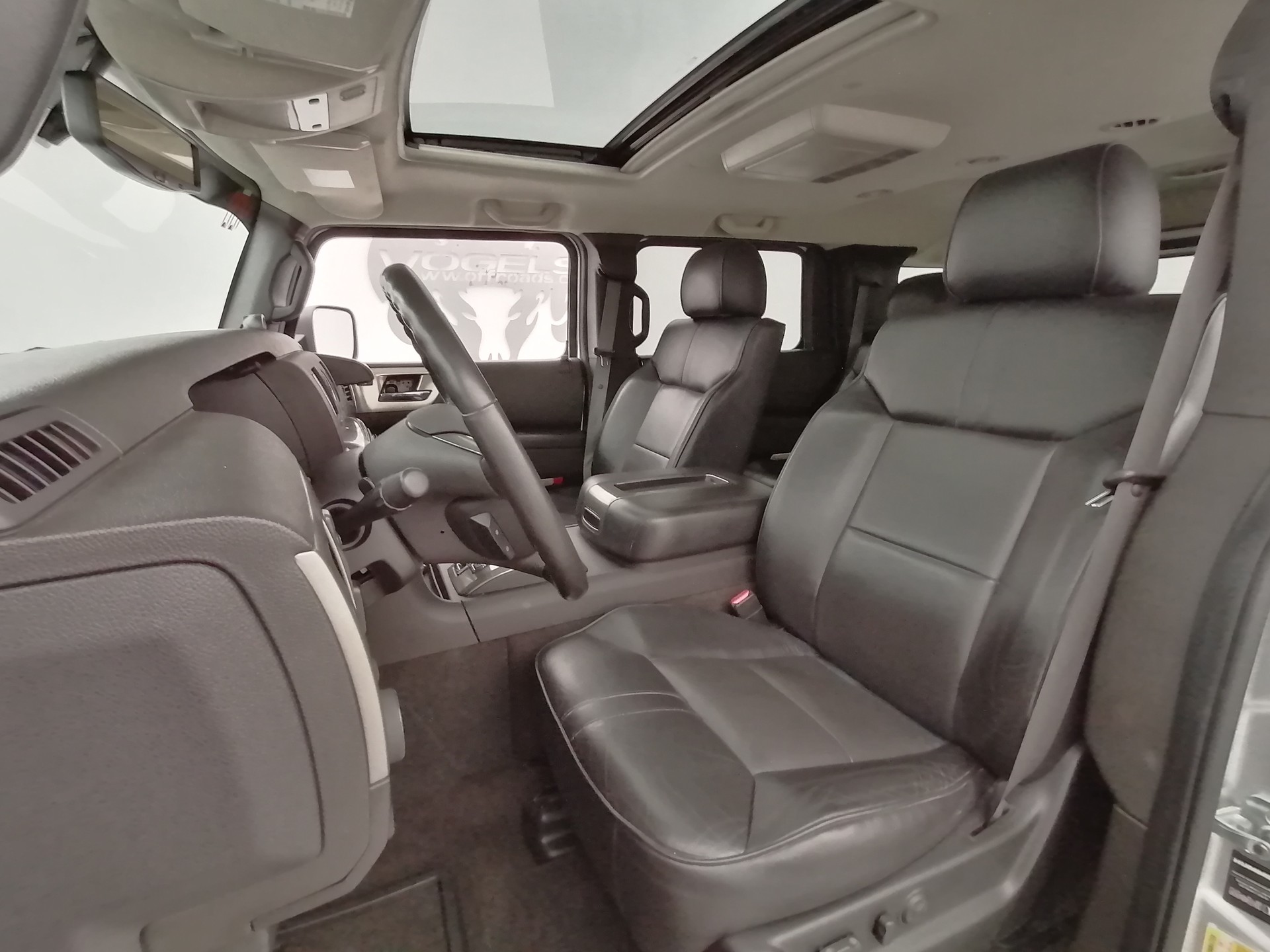 HUMMER H2 6.2 Luxury-image-7